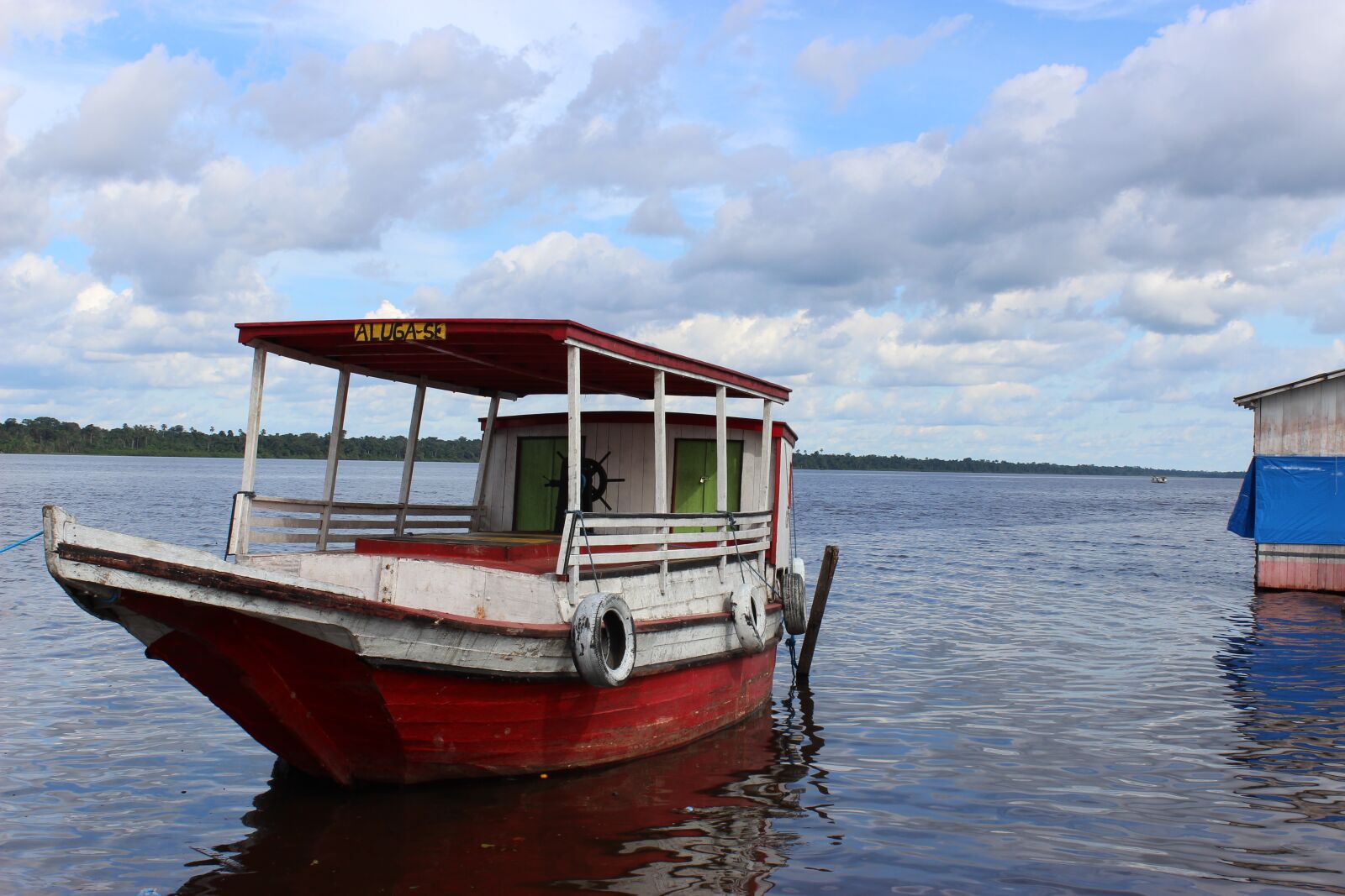 Canon EOS 600D (Rebel EOS T3i / EOS Kiss X5) sample photo. Boat, rio, landscape photography