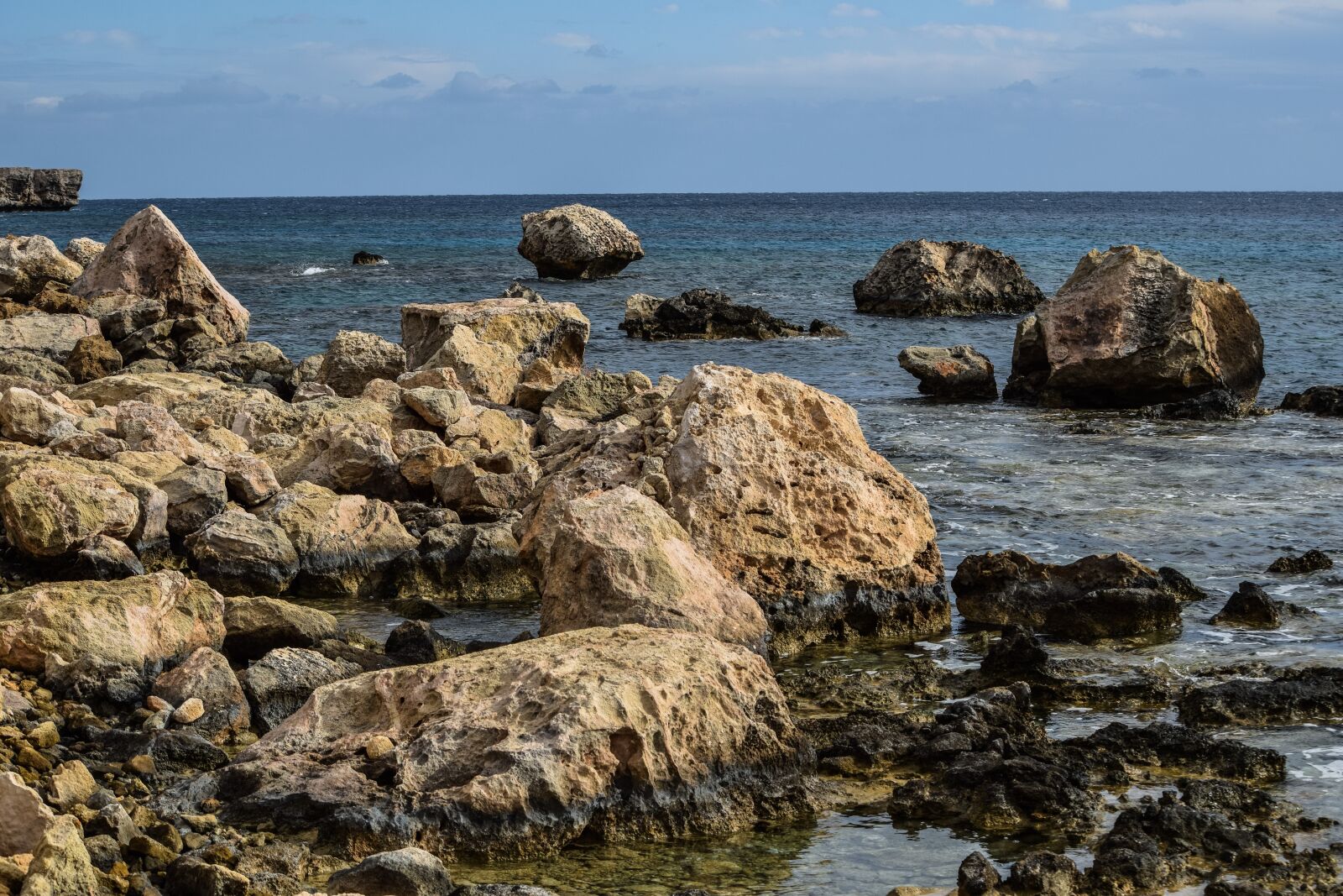 Nikon D3300 sample photo. Sea, seashore, rock photography