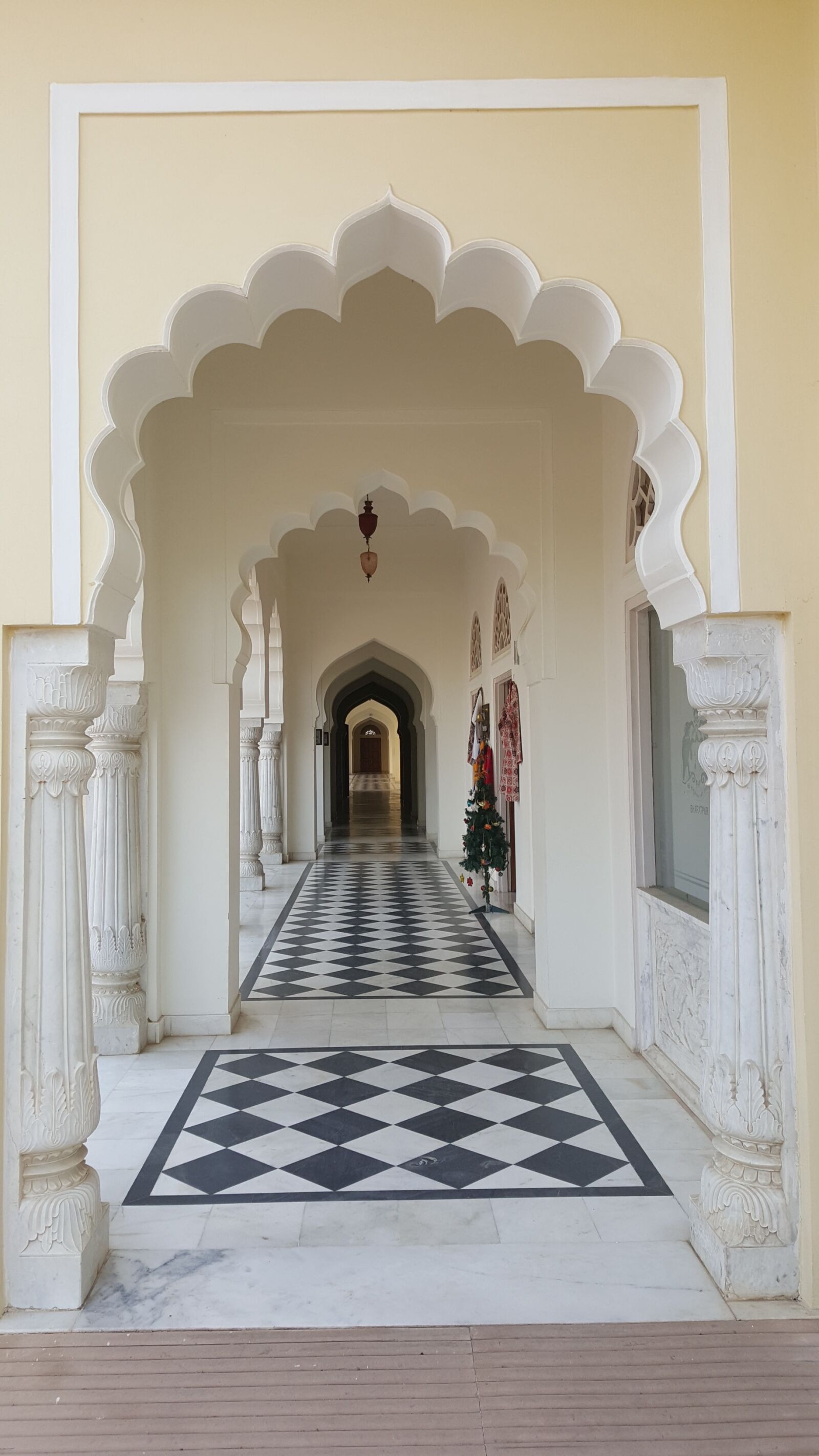 Samsung Galaxy S6 sample photo. India, palace, arc photography