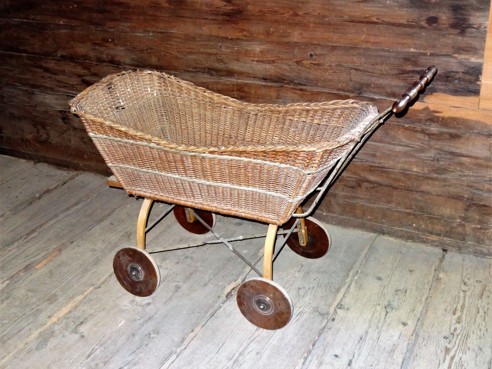 Sony Cyber-shot DSC-HX9V sample photo. Doll prams, baby carriage photography