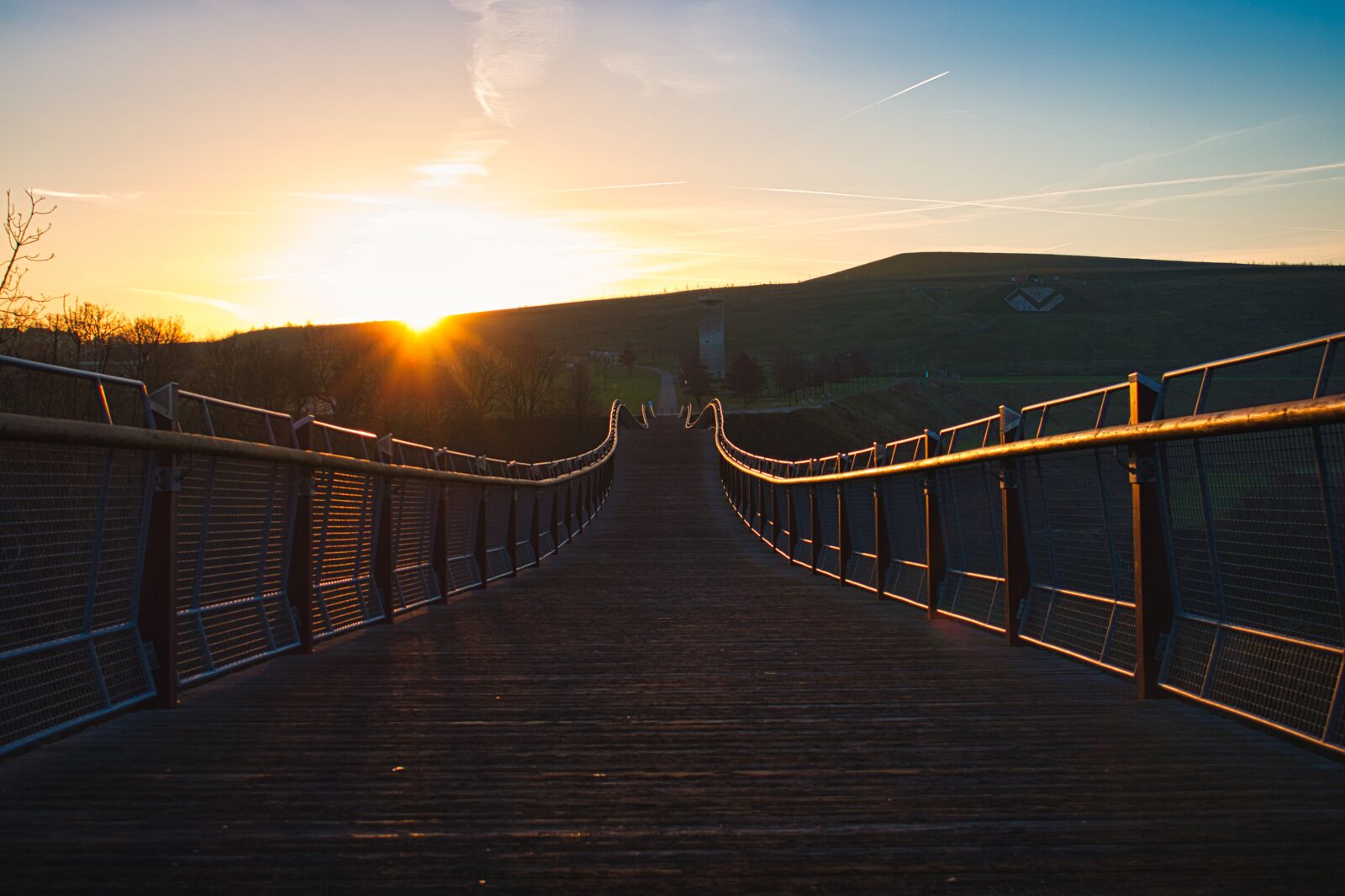 Canon EOS 70D sample photo. Bridge, morning sun, sun photography