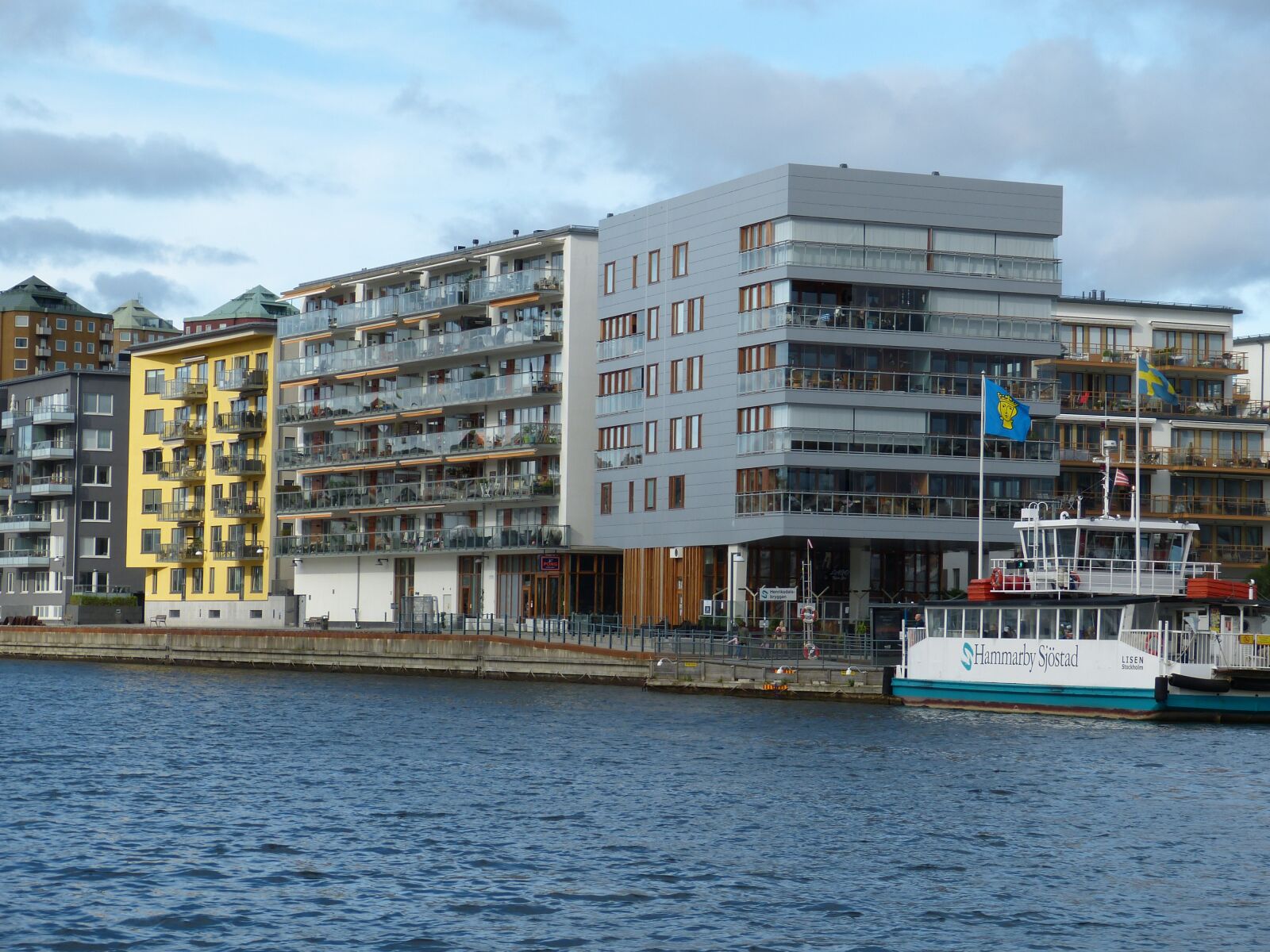 Panasonic Lumix DMC-FZ150 sample photo. Stockholm, sweden, architecture photography
