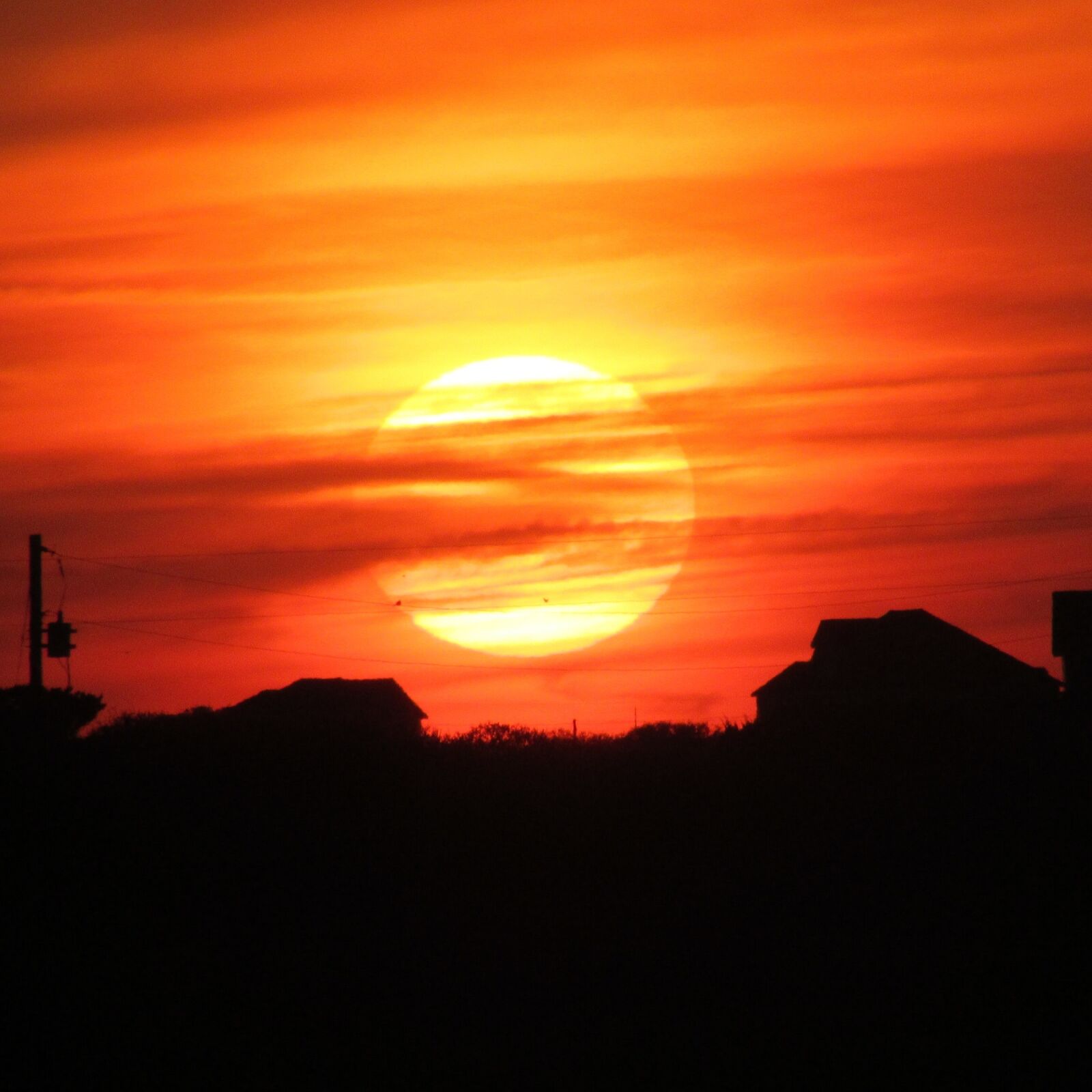 Canon PowerShot SX500 IS sample photo. Sunset, landscape, silhouettes photography