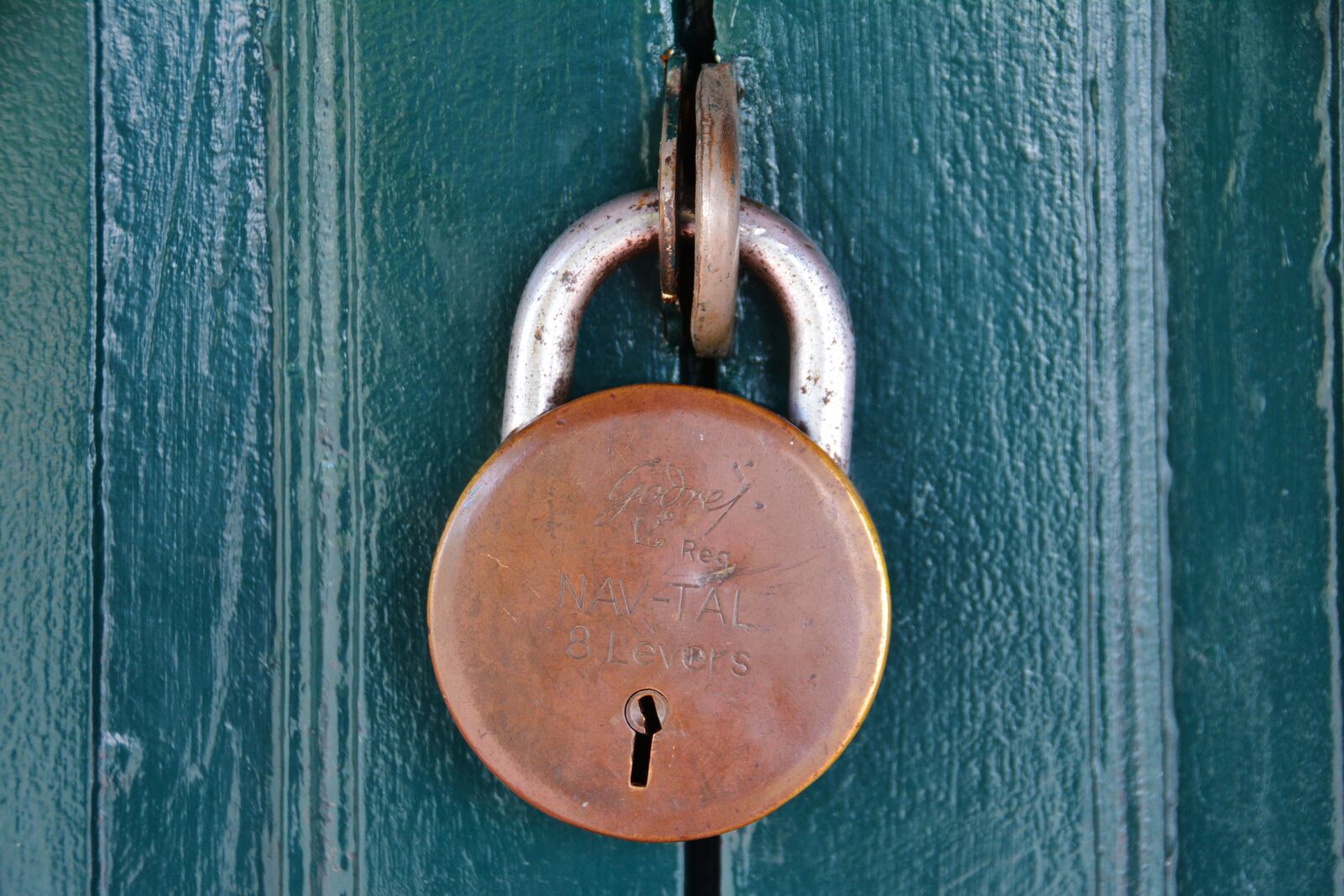 Nikon D5200 sample photo. Padlock, eight lever, lock photography