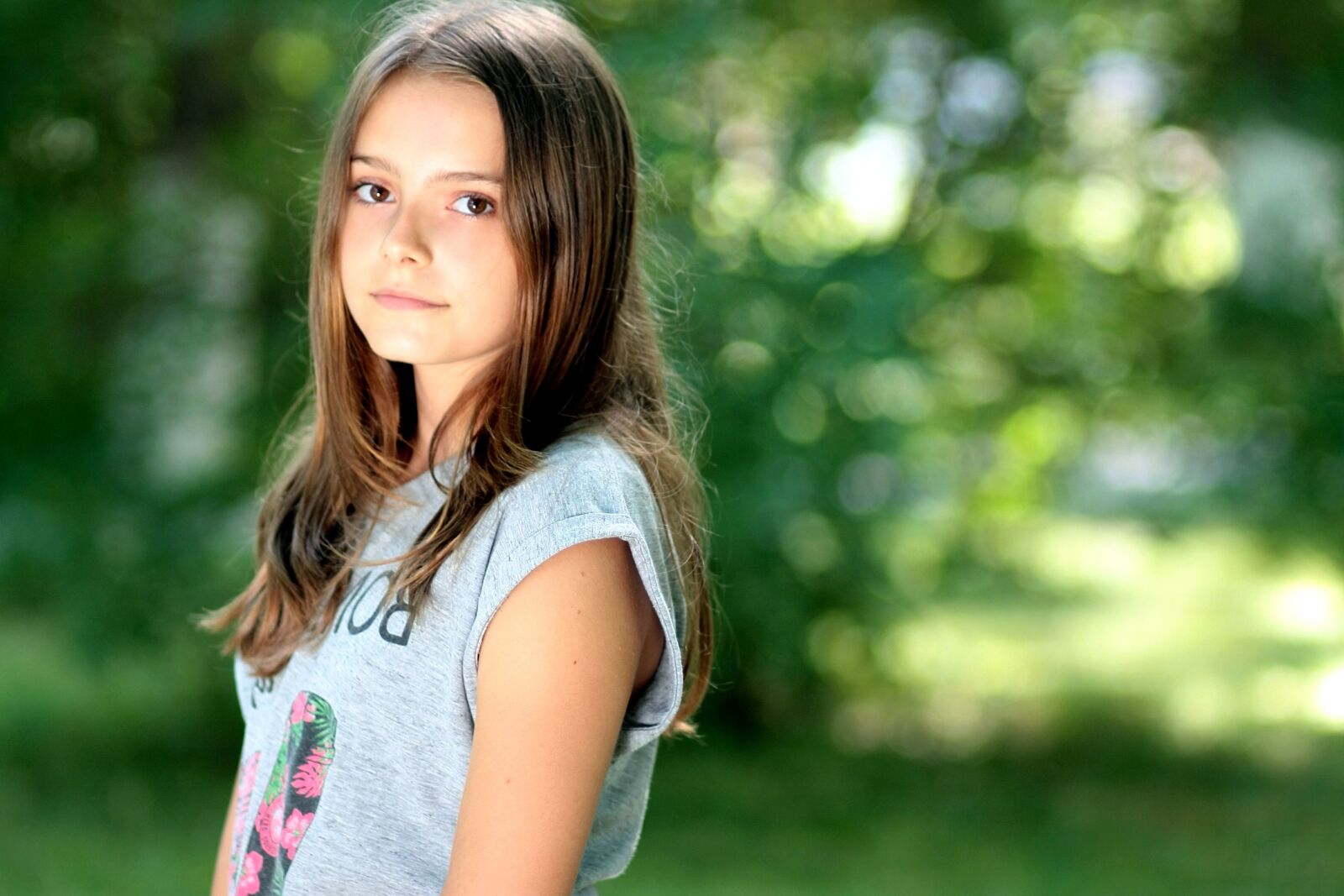 Canon EOS 450D (EOS Rebel XSi / EOS Kiss X2) sample photo. Portrait, pretty girl, child photography