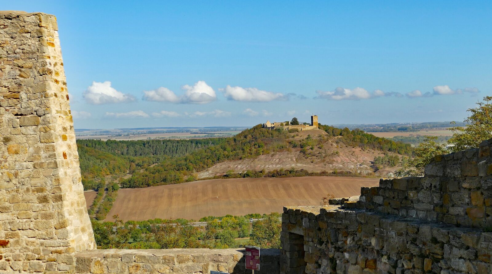 Panasonic Lumix DMC-FZ1000 sample photo. Castle, middle ages, fortress photography