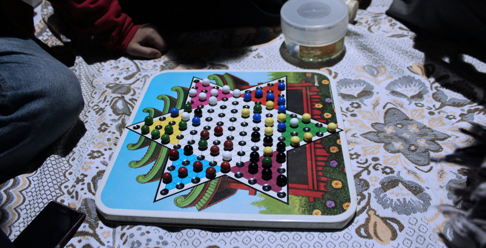 Canon EOS 1200D (EOS Rebel T5 / EOS Kiss X70 / EOS Hi) sample photo. Beach, chinesecheckers, colors, family photography
