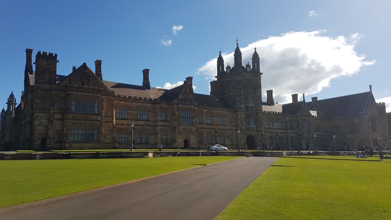 Samsung Galaxy S7 Edge sample photo. Old buildings, university, college photography
