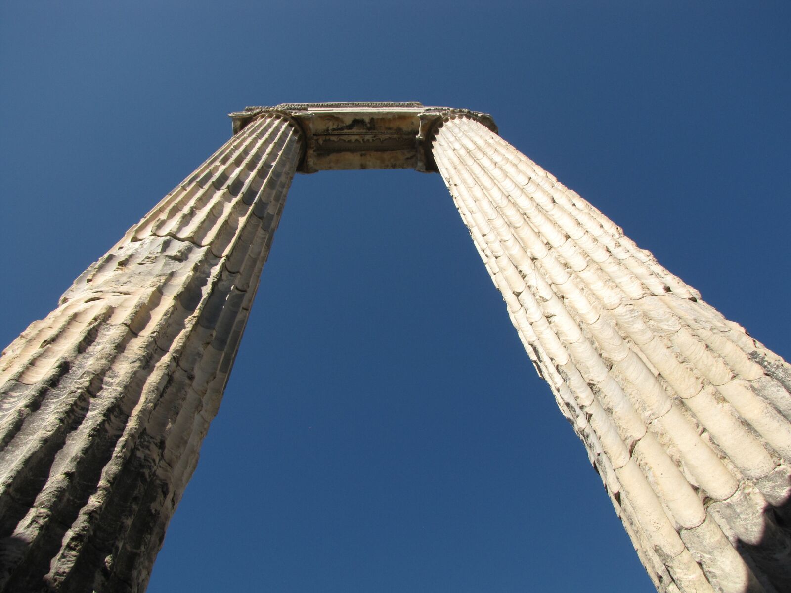 Canon PowerShot SX10 IS sample photo. Didyma, temple, turkey photography