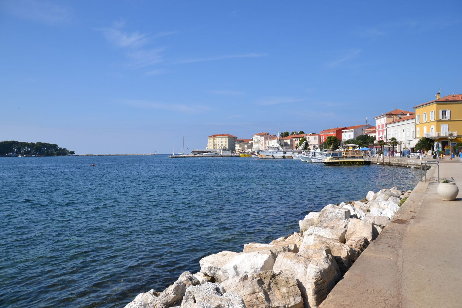 Nikon D3100 sample photo. Coast, seaside, a city photography