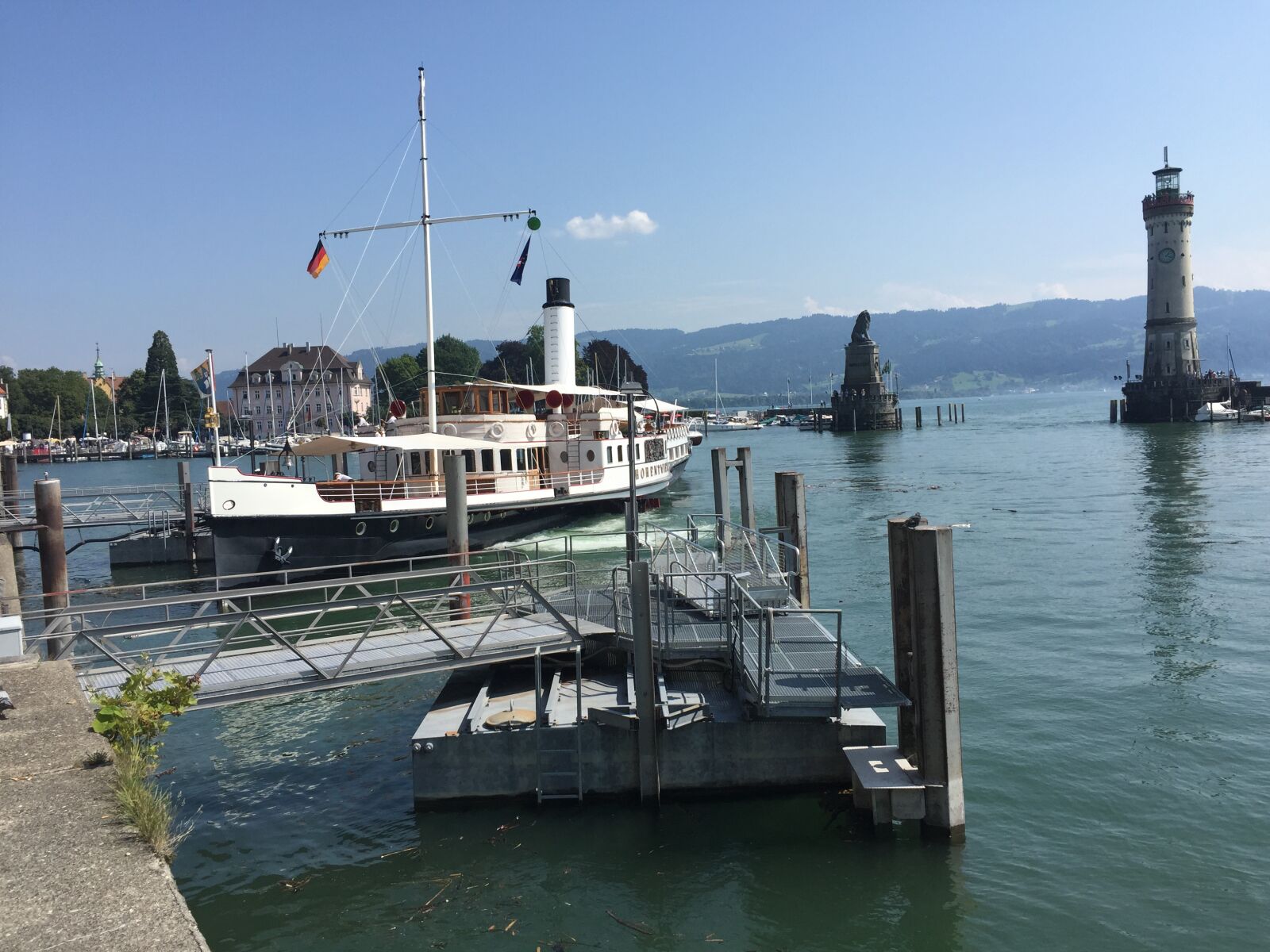 iPhone 6 back camera 4.15mm f/2.2 sample photo. Lake constance, paddle steamer photography