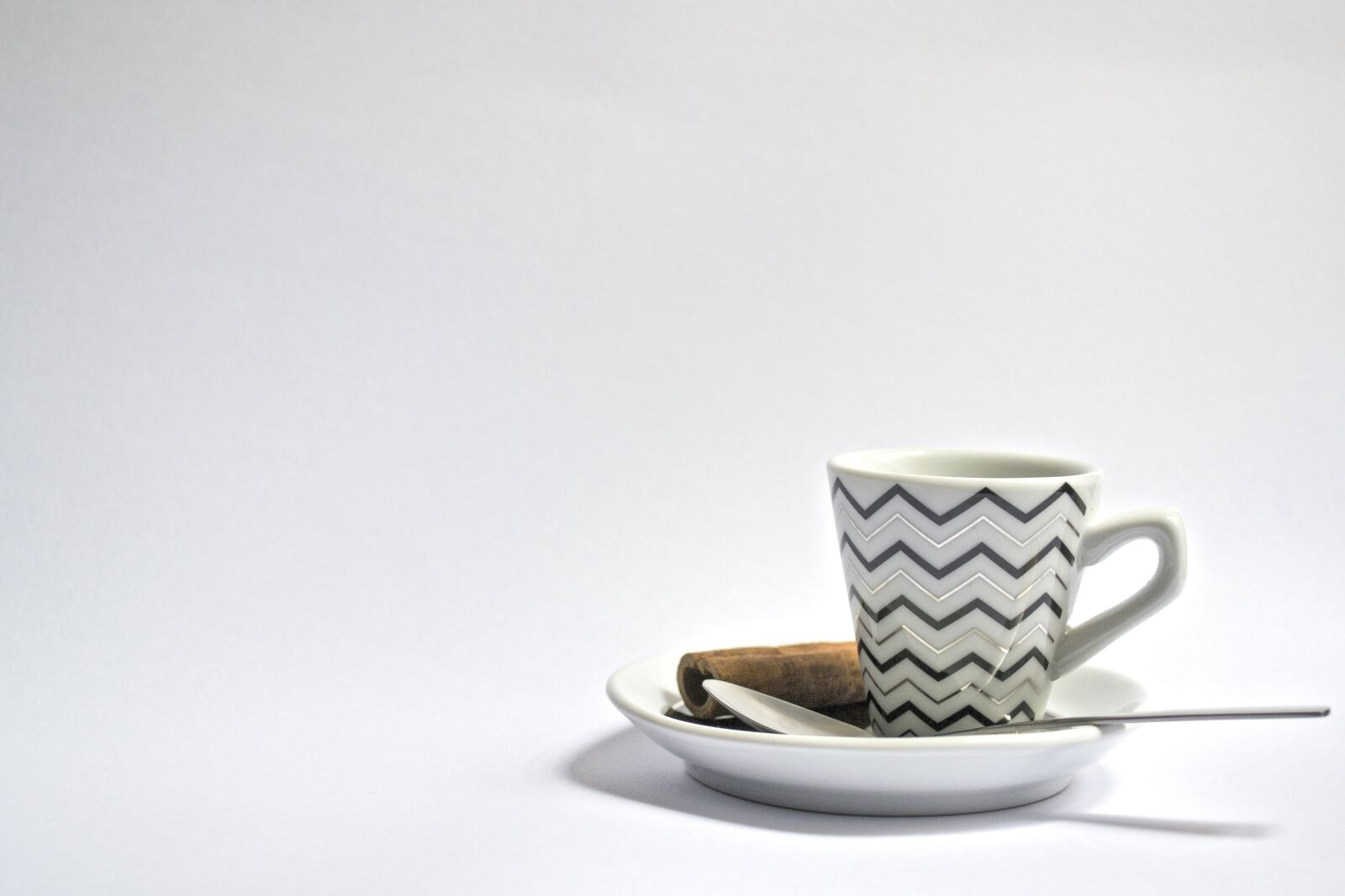 Nikon D3100 sample photo. Cup, spoon, cinnamon photography
