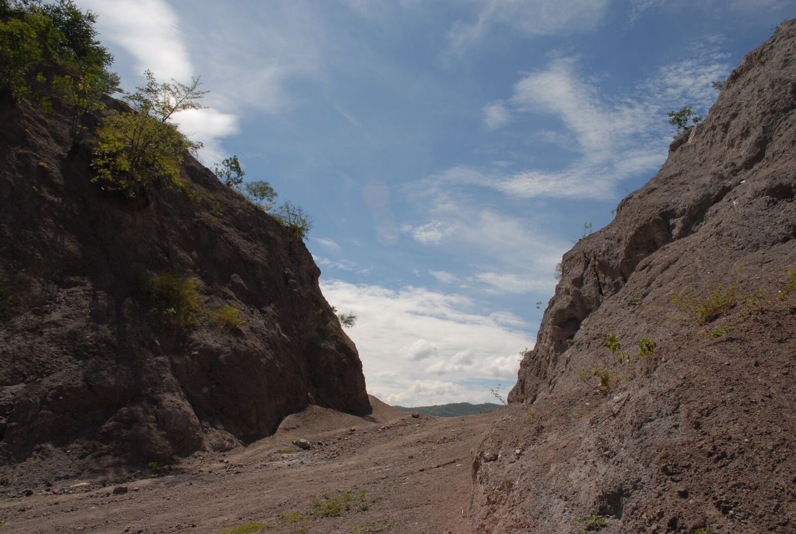Nikon D200 sample photo. Rock, stone, mount photography