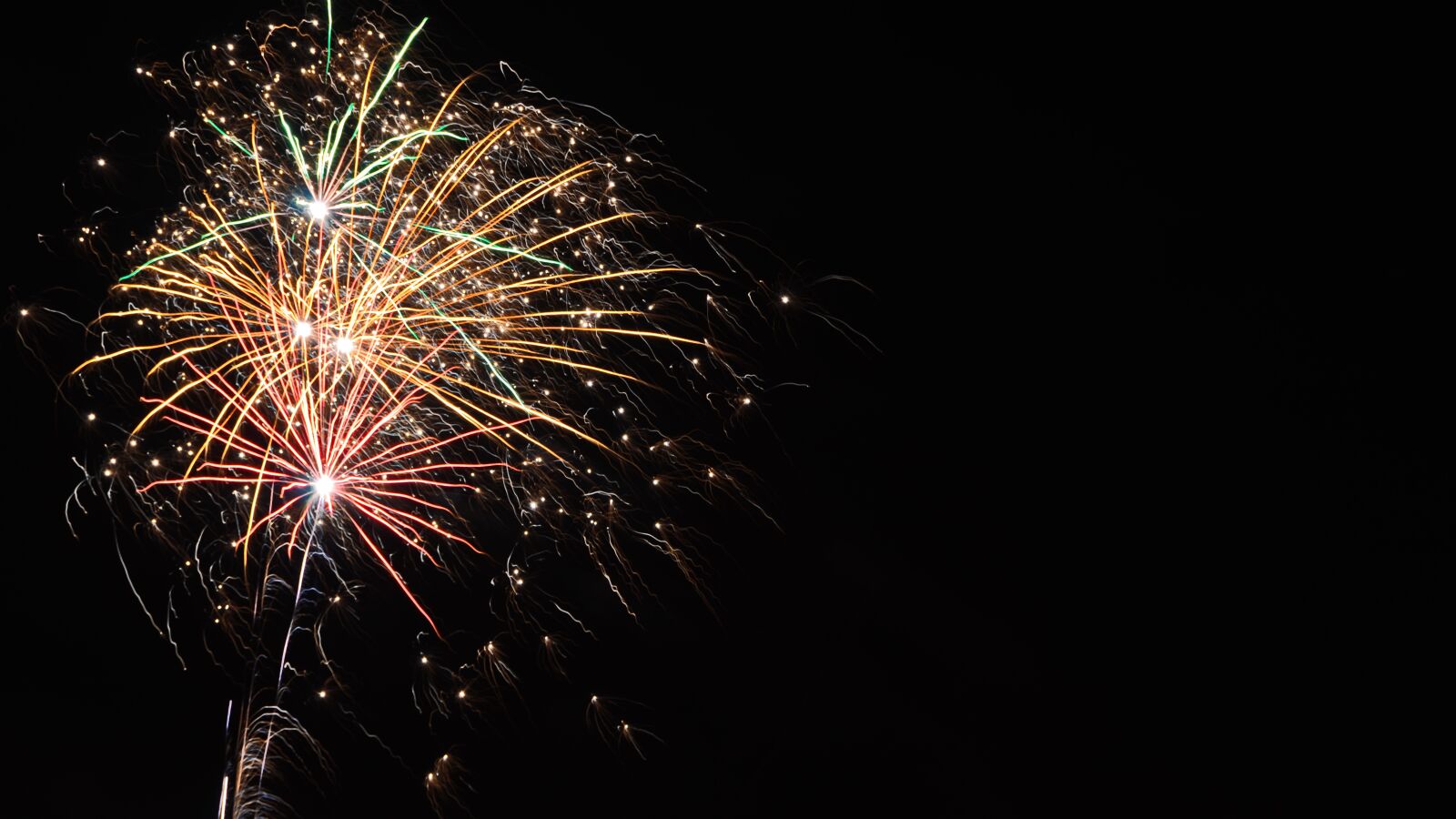 Nikon D5100 sample photo. Fireworks, new year's eve photography