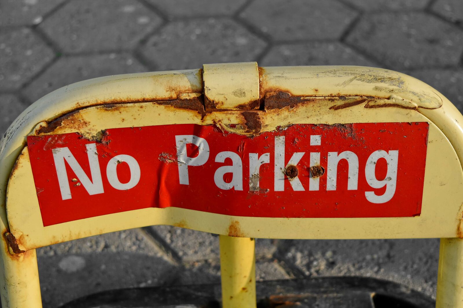 Nikon D5500 sample photo. Parking, parking lot, protection photography