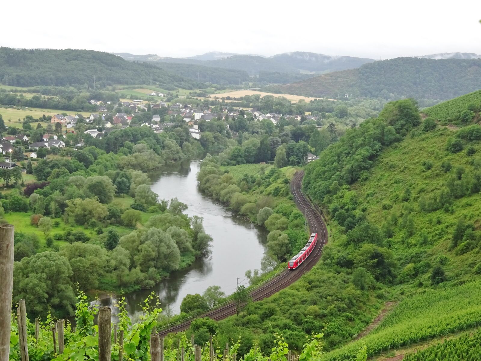 Sony Cyber-shot DSC-WX350 sample photo. Saar, train, railway photography