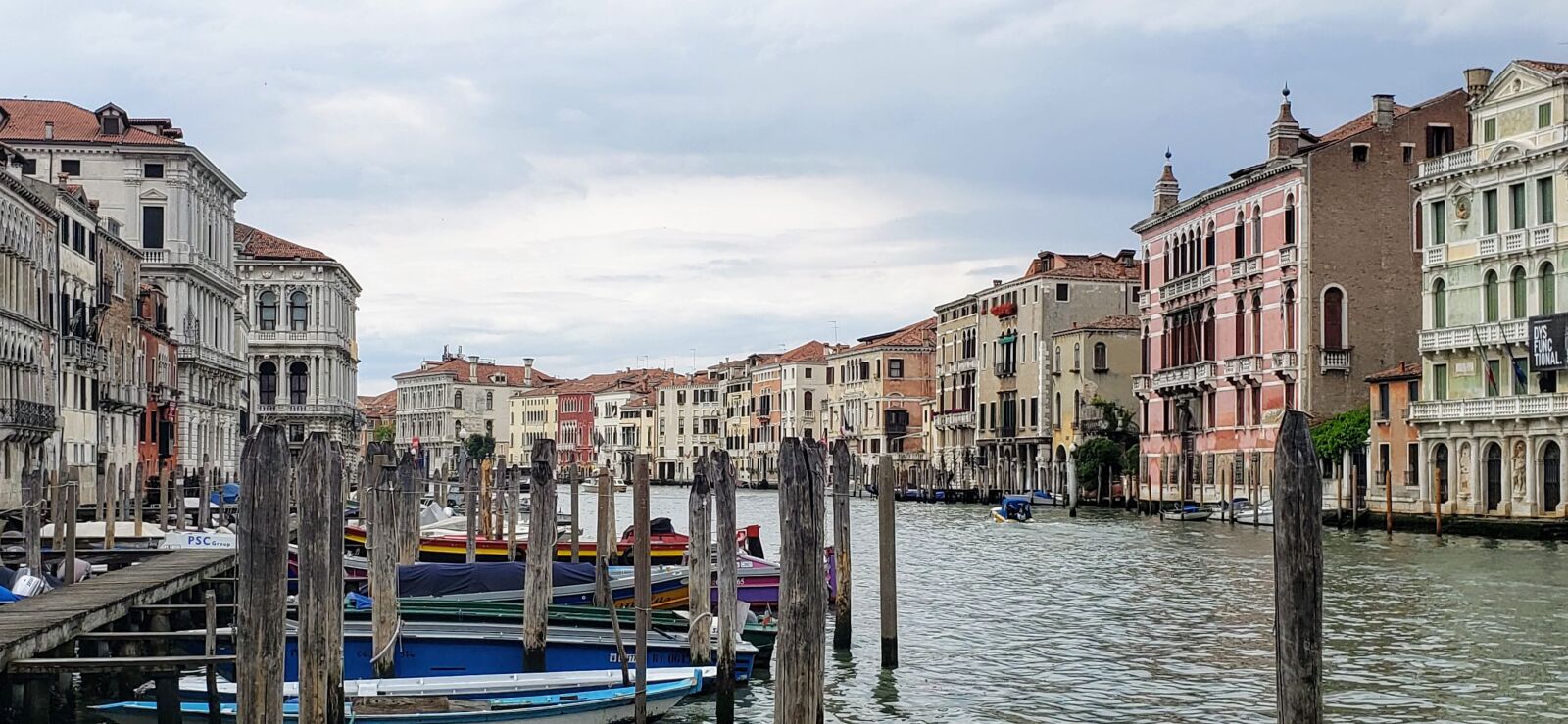 Samsung Galaxy S9 sample photo. Canals, venice, italy photography