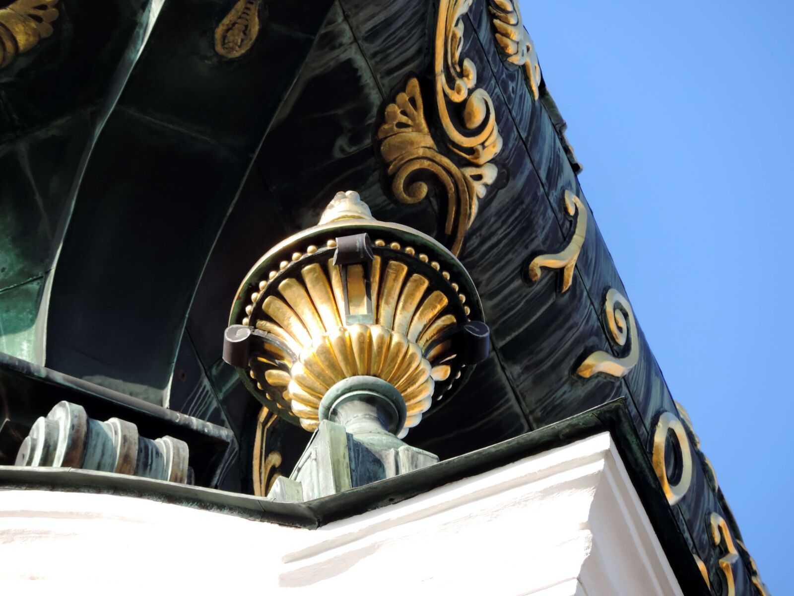 Nikon Coolpix P520 sample photo. Arabesque, baroque, church tower photography