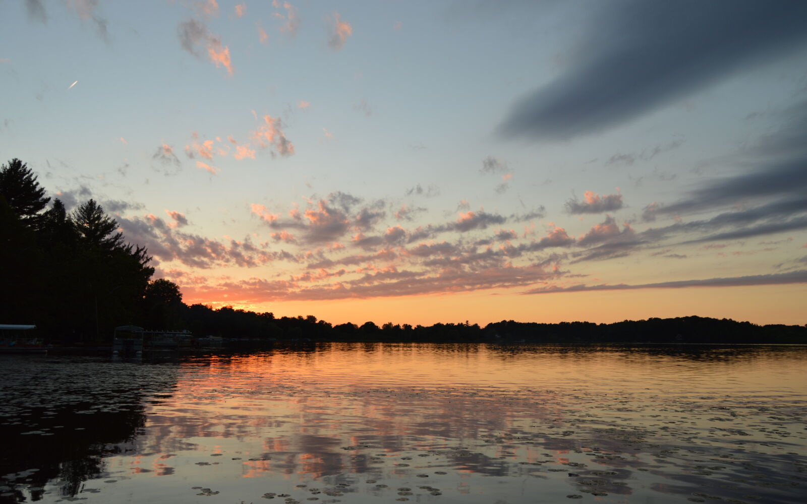 Nikon D3200 sample photo. Evening photography