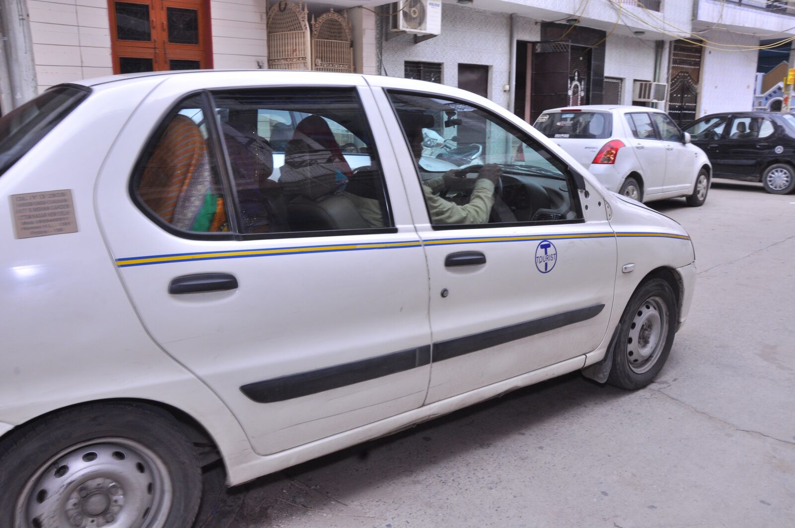Nikon D90 sample photo. Car, street, transportation photography