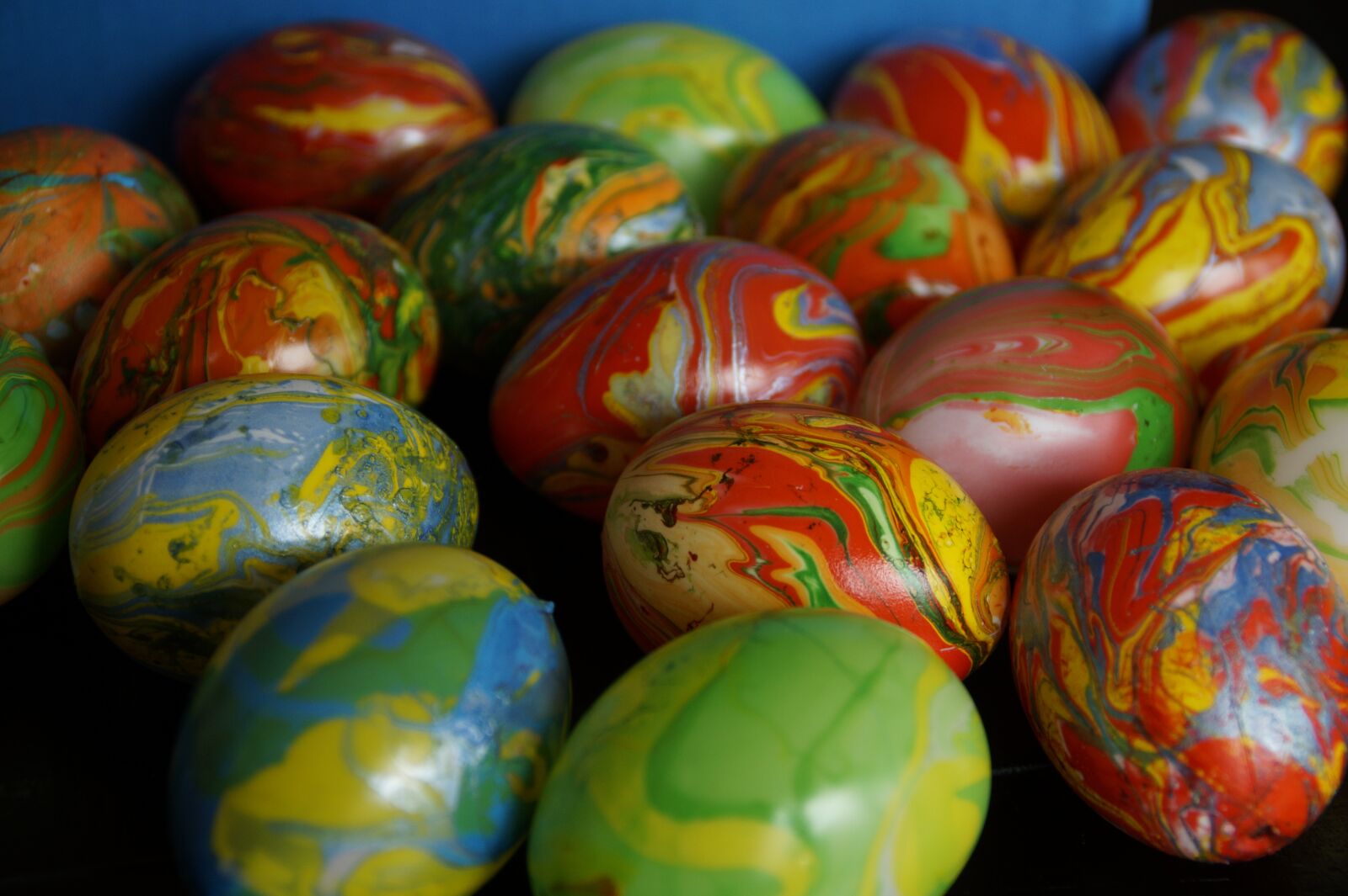 Sony SLT-A58 sample photo. Egg, easter eggs, colorful photography