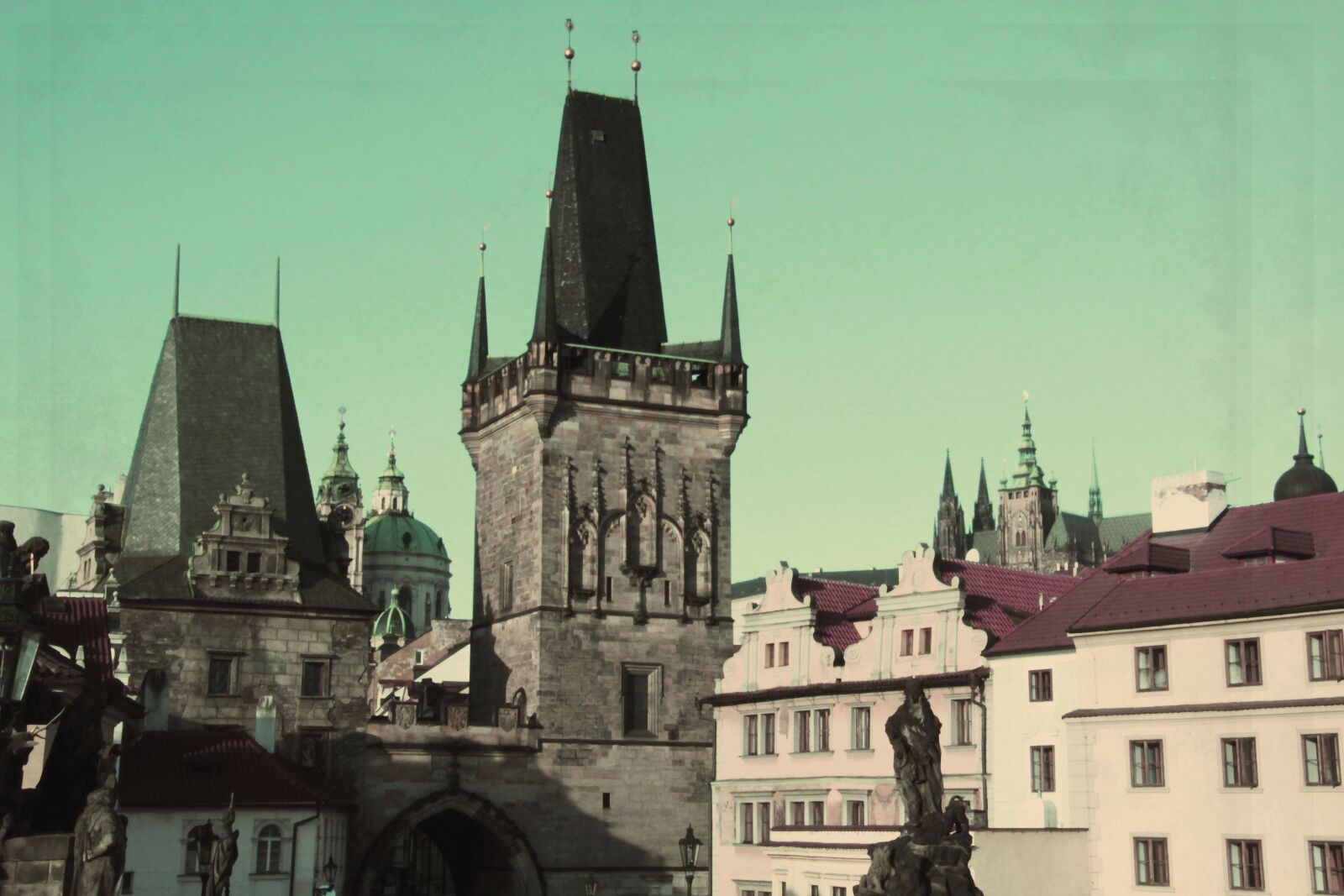 Canon EOS 550D (EOS Rebel T2i / EOS Kiss X4) sample photo. Prague, charles, bridge photography