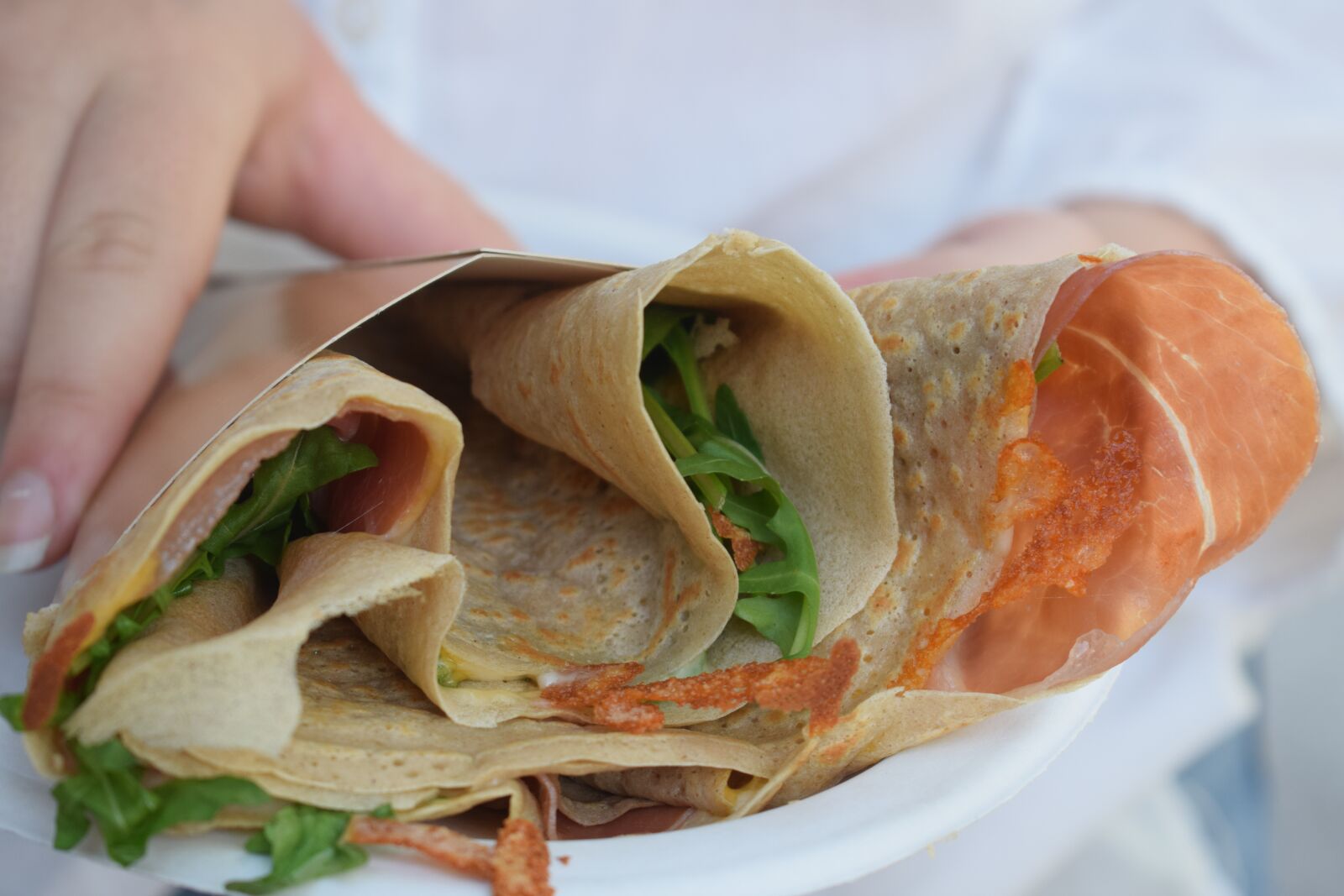 Nikon D3300 sample photo. Mat, foodtruck, galett photography