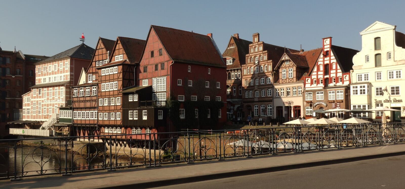 Sony Cyber-shot DSC-RX100 sample photo. L neburg, houses, historic photography