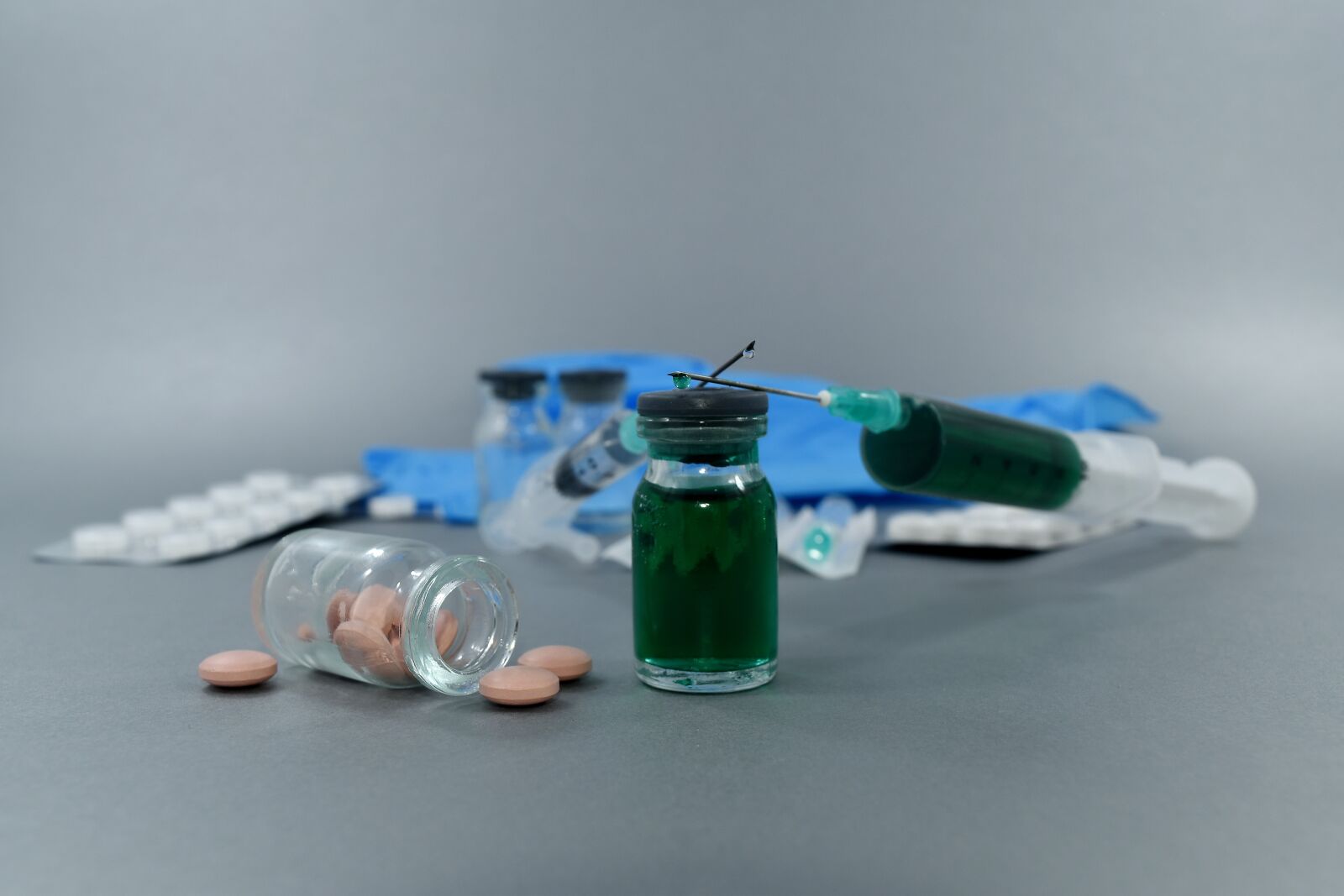 Nikon D5500 sample photo. Antiserum, coronavirus, covid-19, cure photography