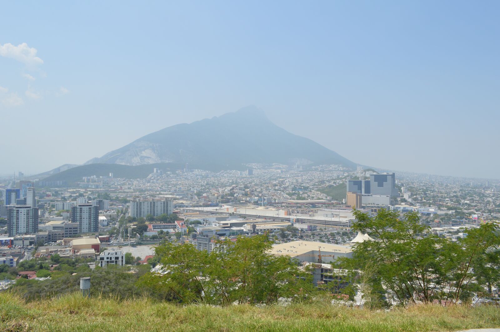 Nikon D3200 sample photo. Moutains, city, picture photography