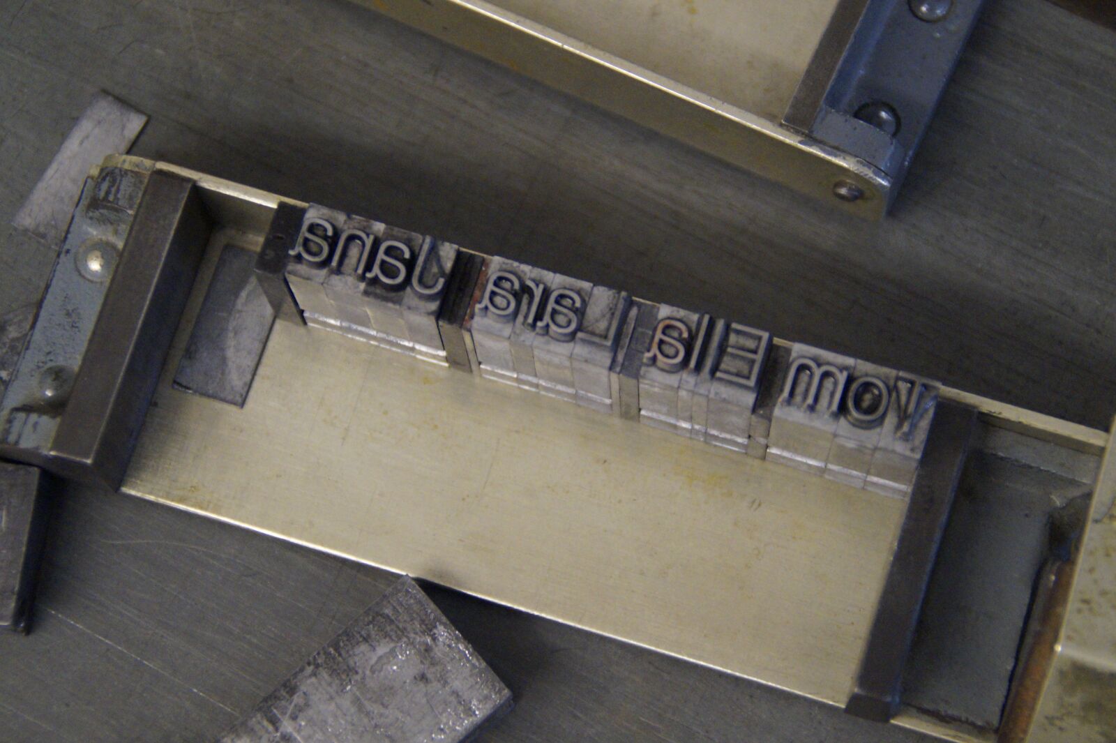 Sony SLT-A58 sample photo. Printing, composing room, lead photography
