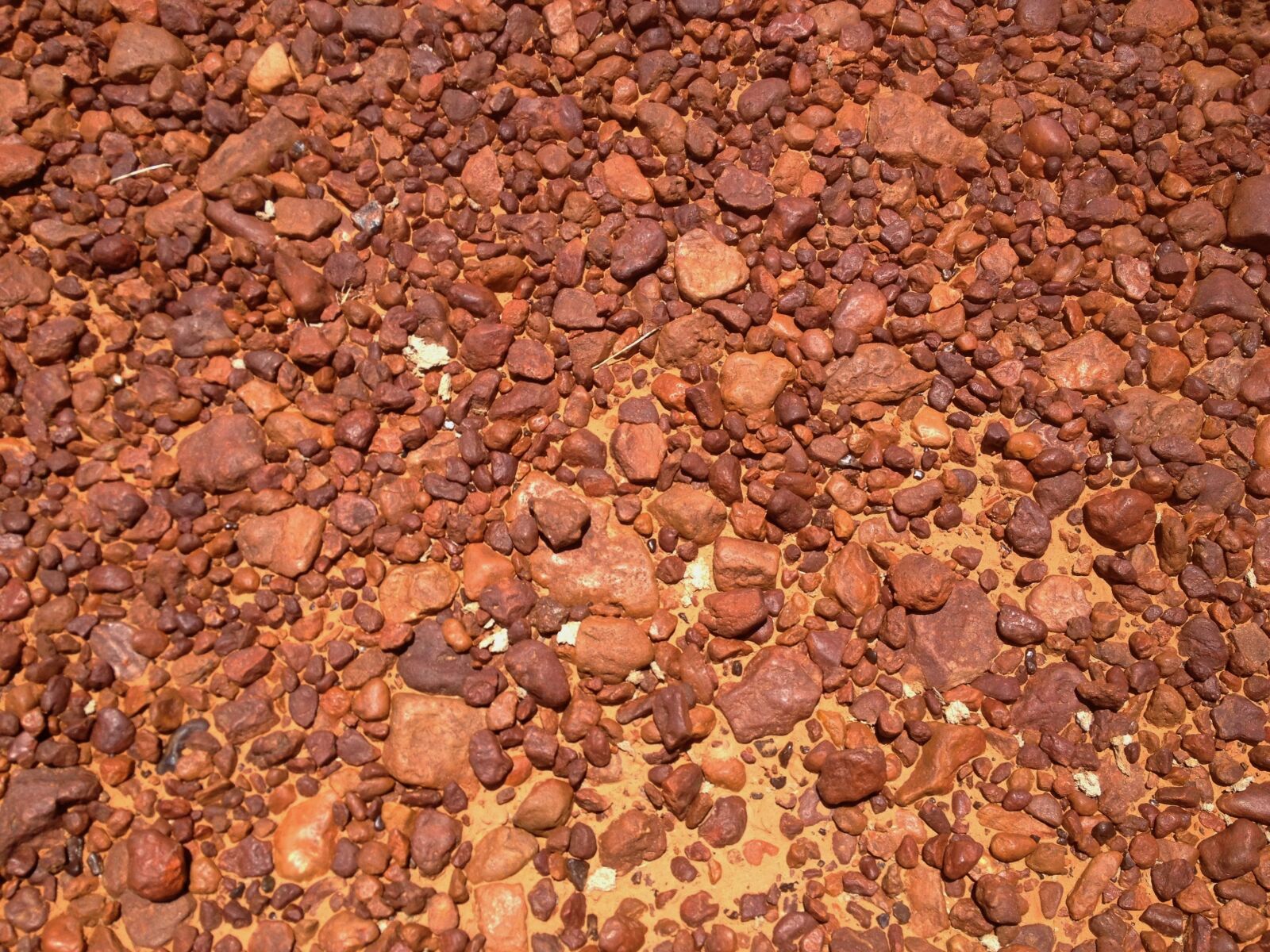 Apple iPhone 4S sample photo. Gibber plain, simpson desert photography