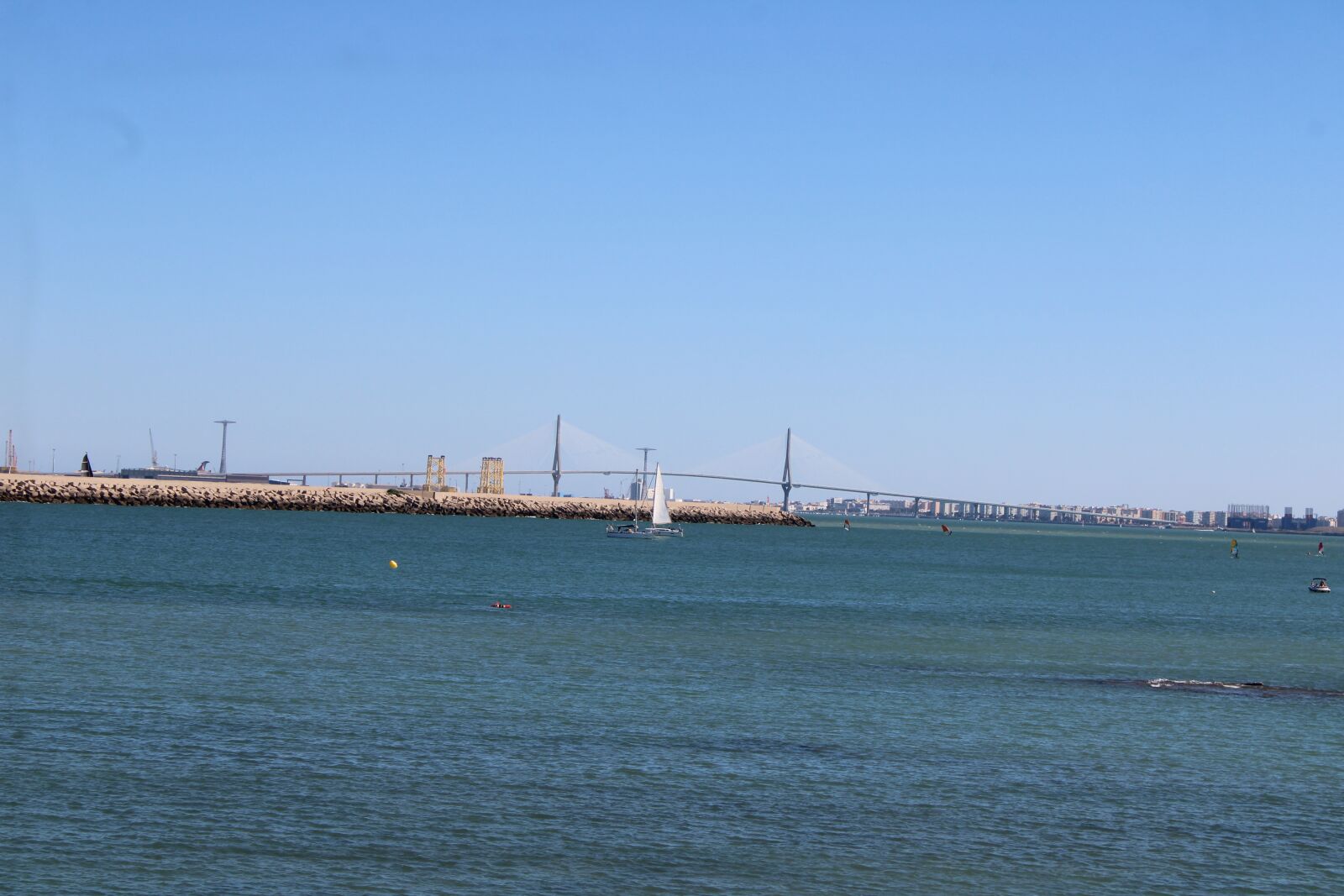 Canon EOS 2000D (EOS Rebel T7 / EOS Kiss X90 / EOS 1500D) sample photo. The port of santa photography