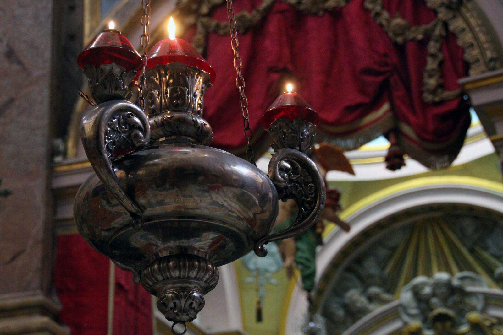 Canon EOS 7D sample photo. Lamp, religion, decoration photography
