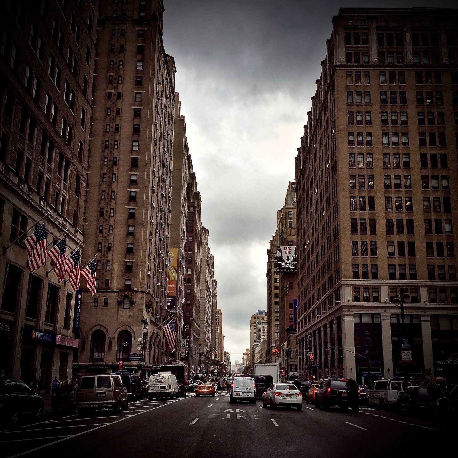 Apple iPhone 6 sample photo. American, flags, architecture, avenue photography