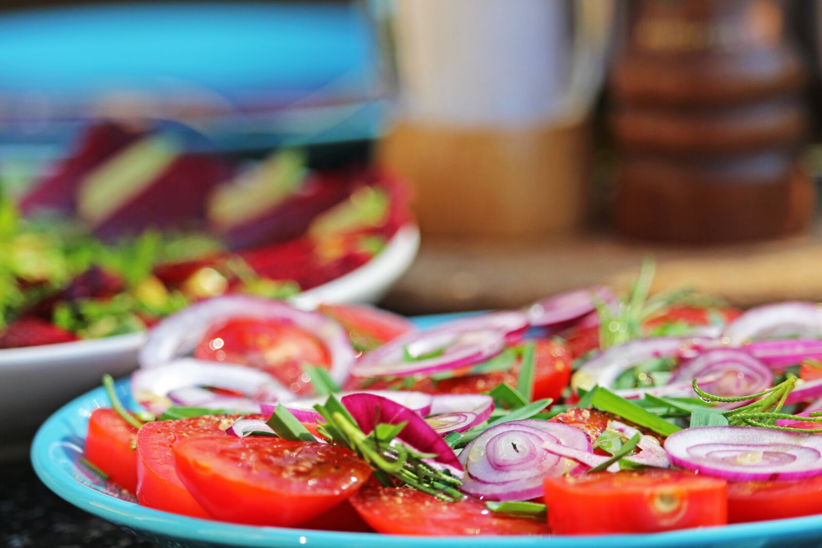 Canon EF-S 55-250mm F4-5.6 IS STM sample photo. Tomatoes, tomato salad, carpaccio photography
