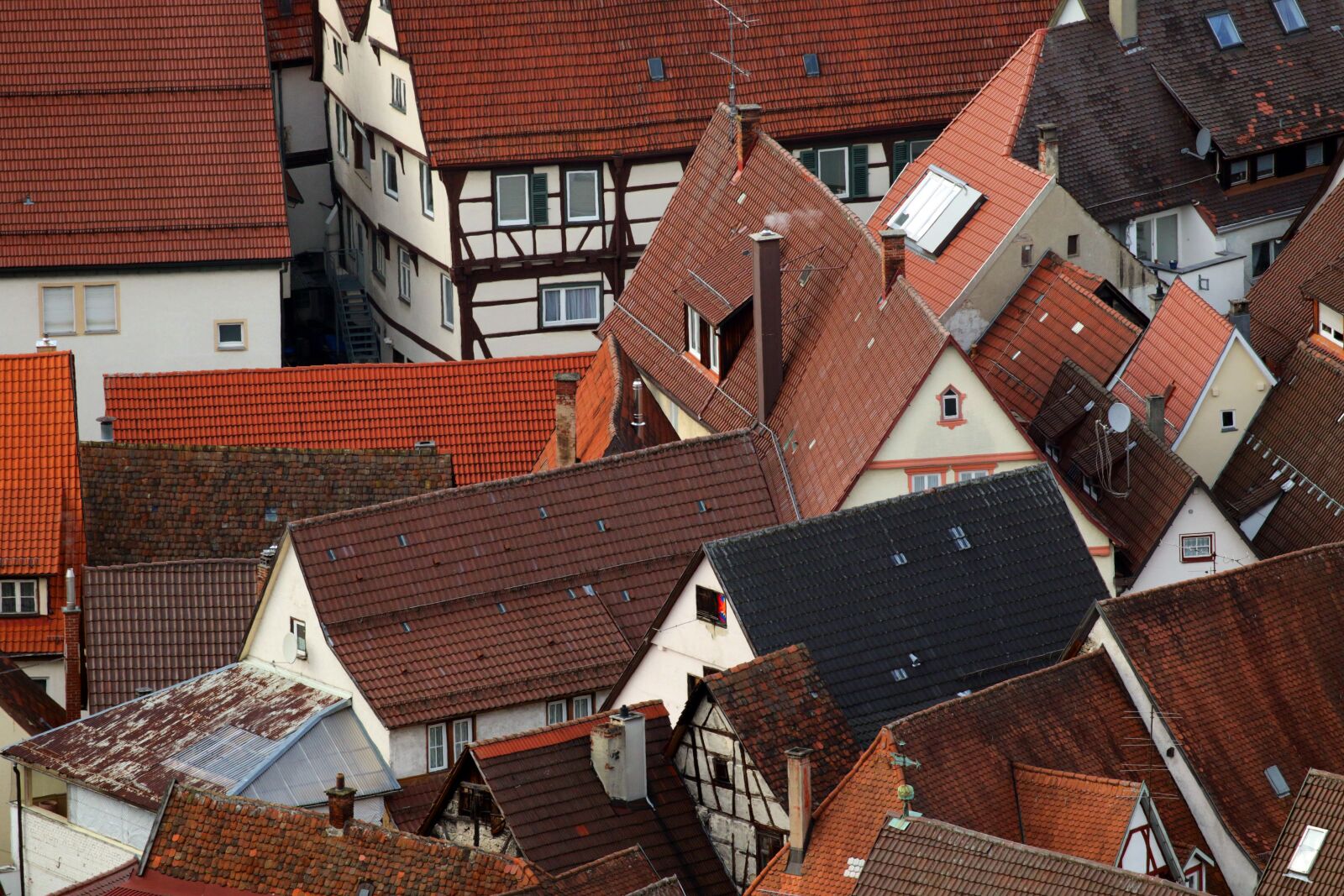 Canon EOS 7D Mark II sample photo. Bad urach, downtown, fachwerkh photography