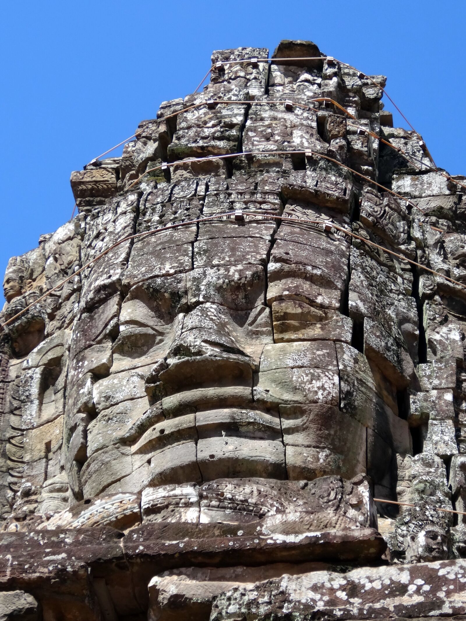Sony Cyber-shot DSC-HX20V sample photo. Head, cambodia, temple photography