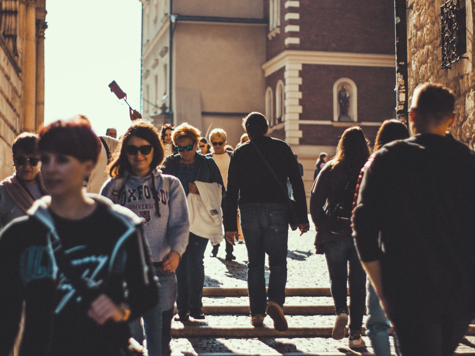 Nikon D3100 sample photo. Wawel, tourists, the crowd photography