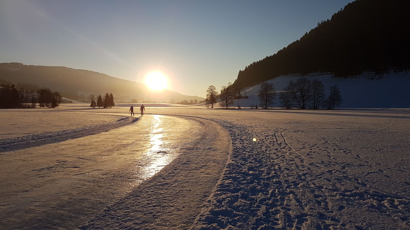 Samsung Galaxy S7 sample photo. Skating, snow, ice photography