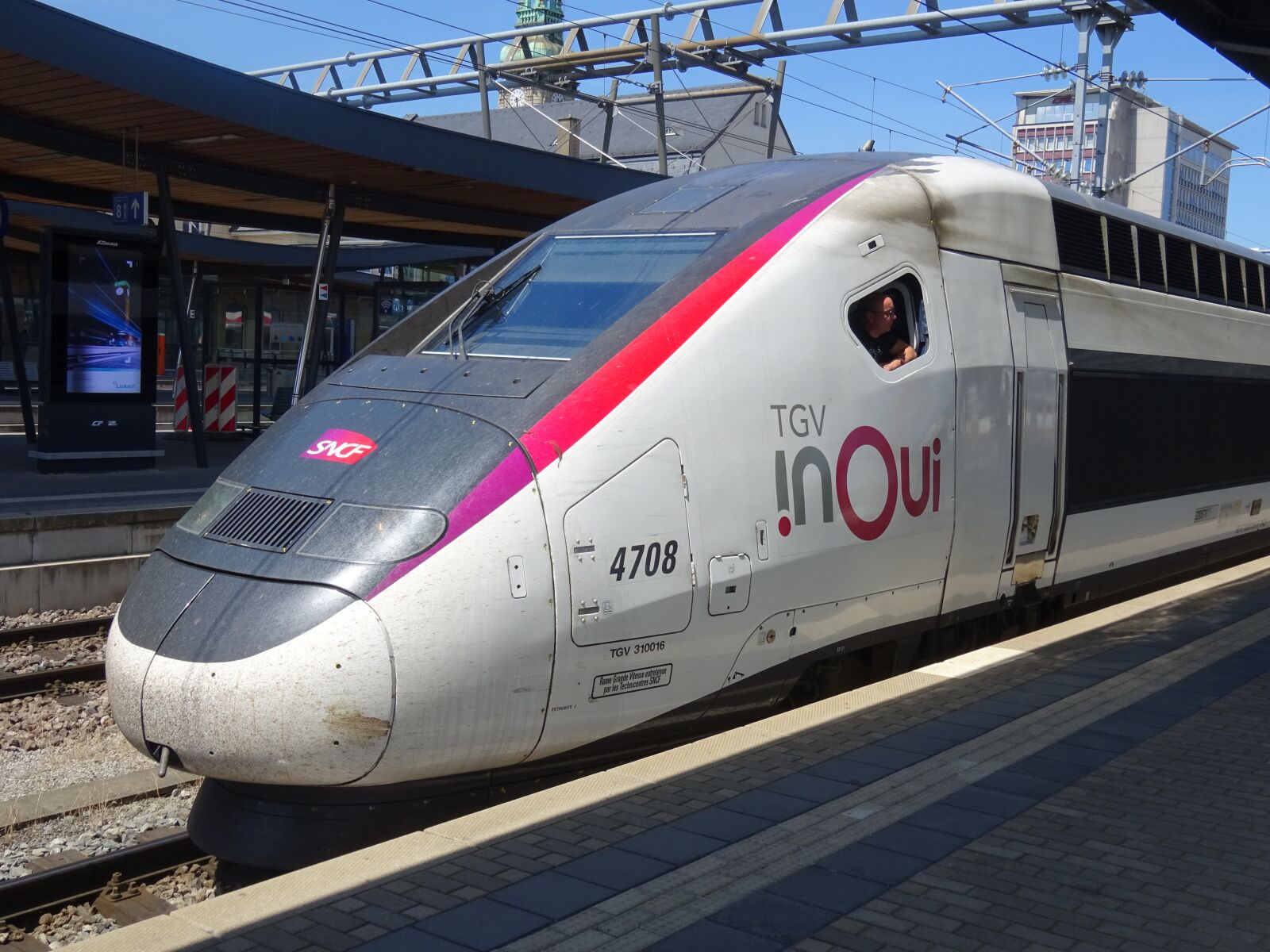 Sony Cyber-shot DSC-WX350 sample photo. Train, high speed train photography