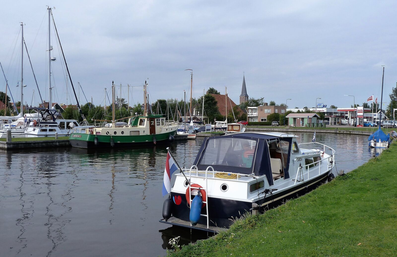 Panasonic Lumix DMC-ZS5 (Lumix DMC-TZ8) sample photo. Transport, boat, building photography