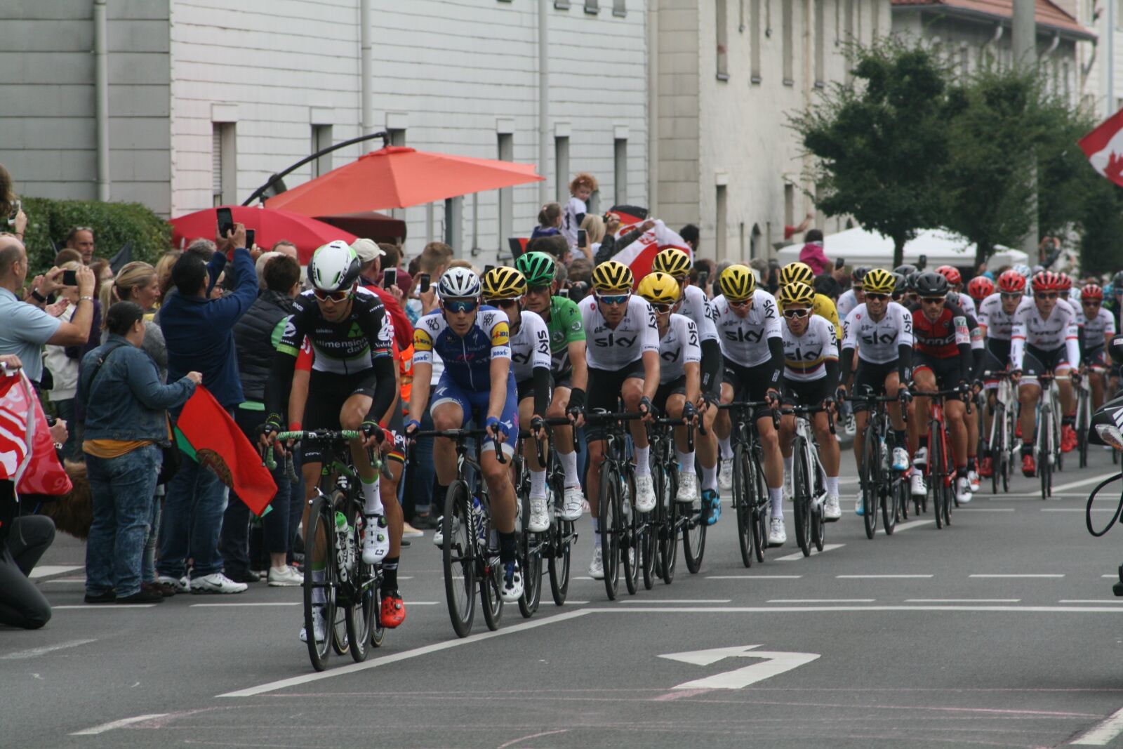 Canon EOS 400D (EOS Digital Rebel XTi / EOS Kiss Digital X) sample photo. Tour de france, 2017 photography