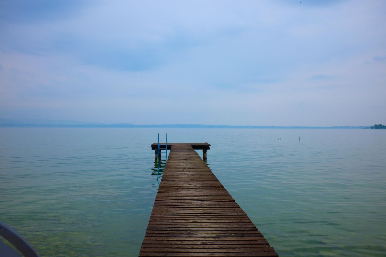 Fujifilm X100T sample photo. Jetty, lake, stage photography