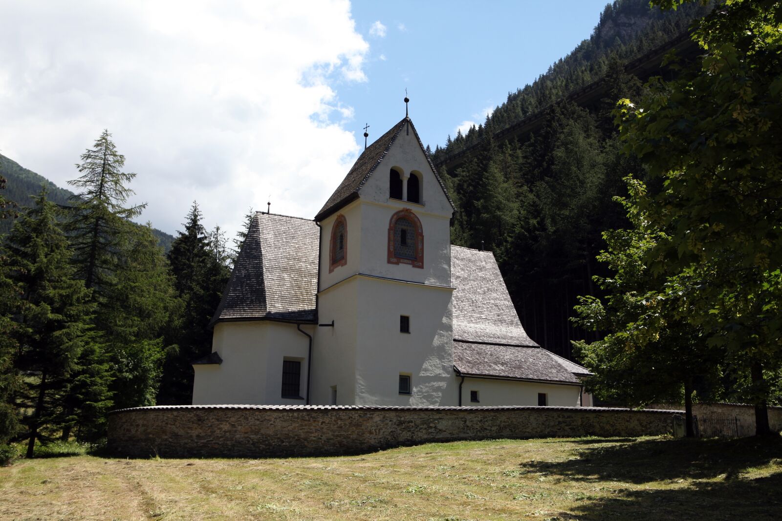 Road church. Часовня на Холме. Храм в Горелках. Brener Hills. Brenner 21.