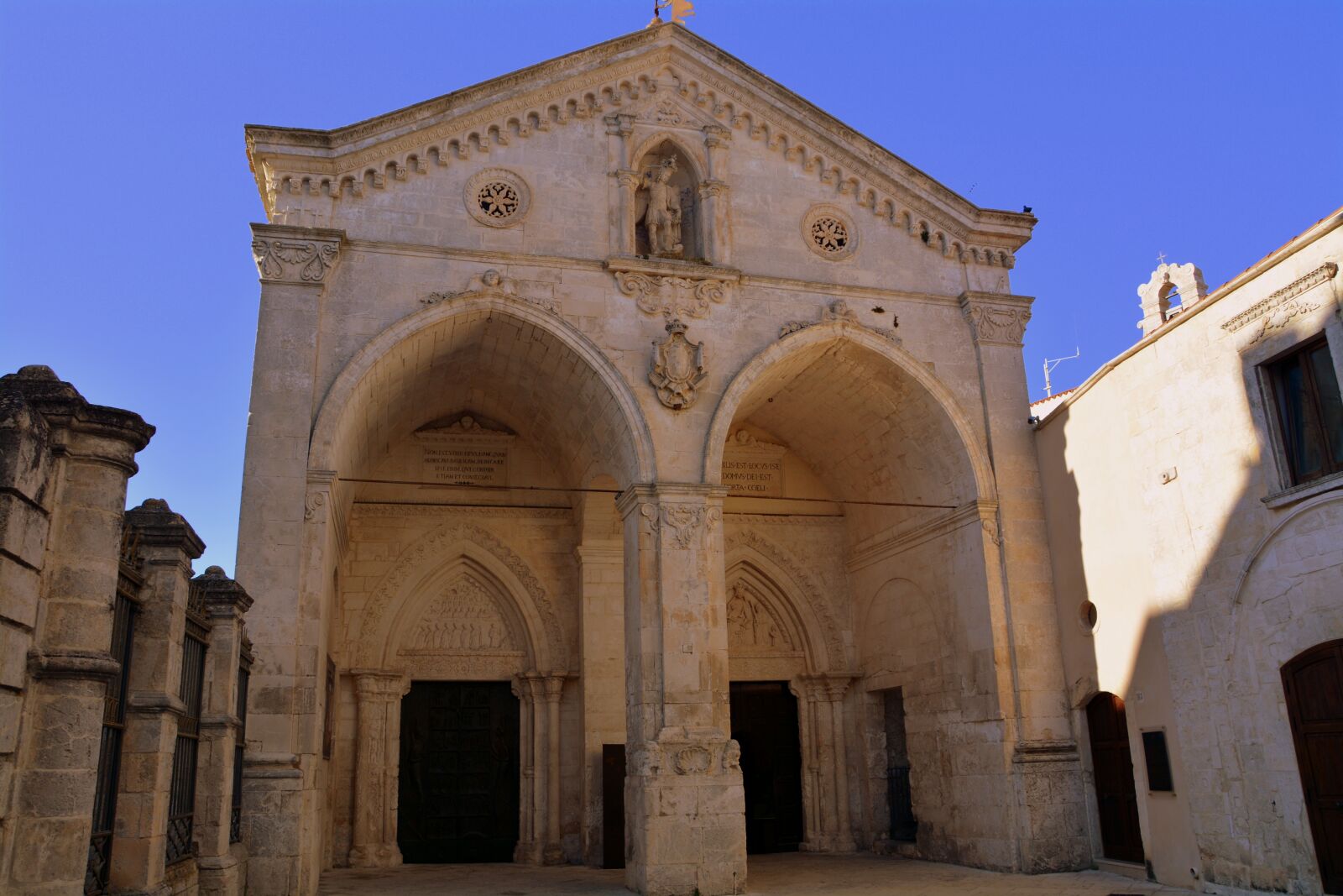 Nikon D7100 sample photo. Church, monte sant'angelo, gargano photography