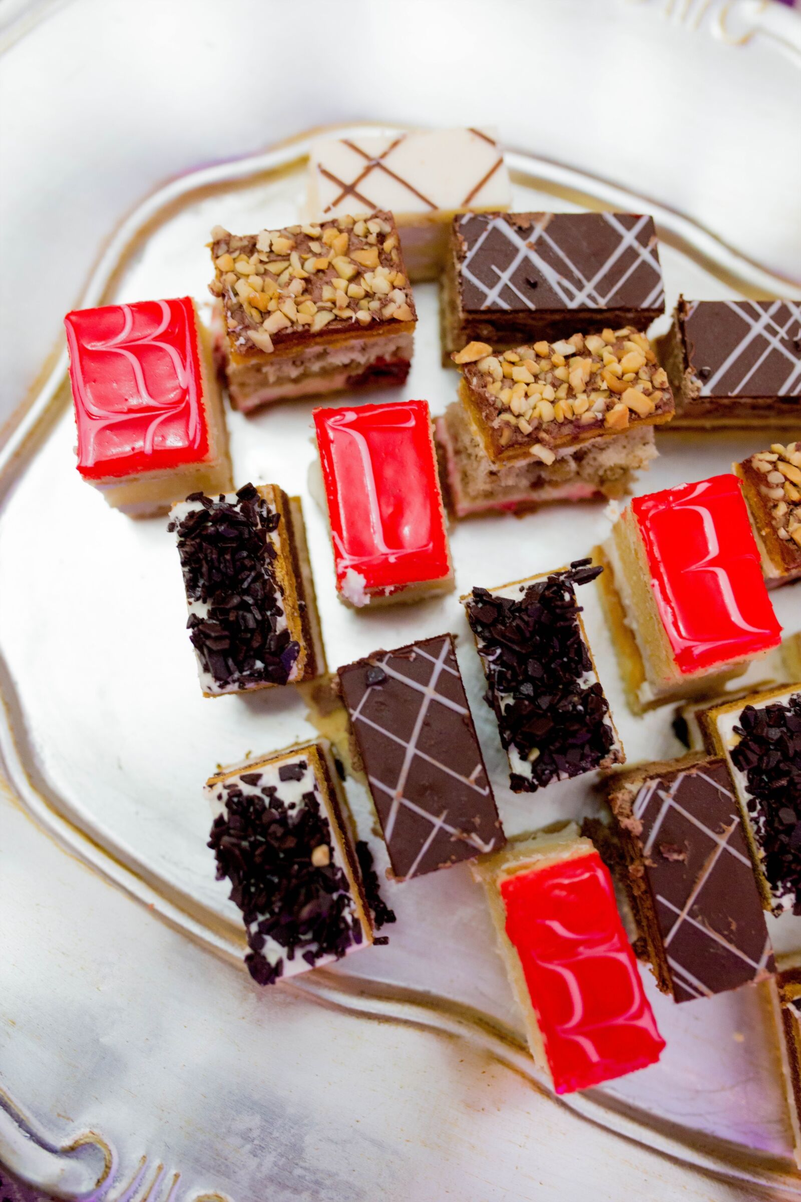 Canon EOS 5D Mark III sample photo. Sweet, cookies, dessert photography