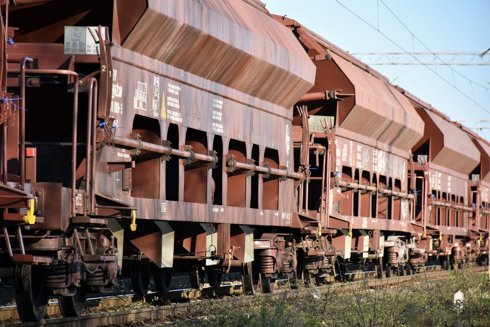 Nikon D5600 sample photo. Cargo train, wagons, transportation photography