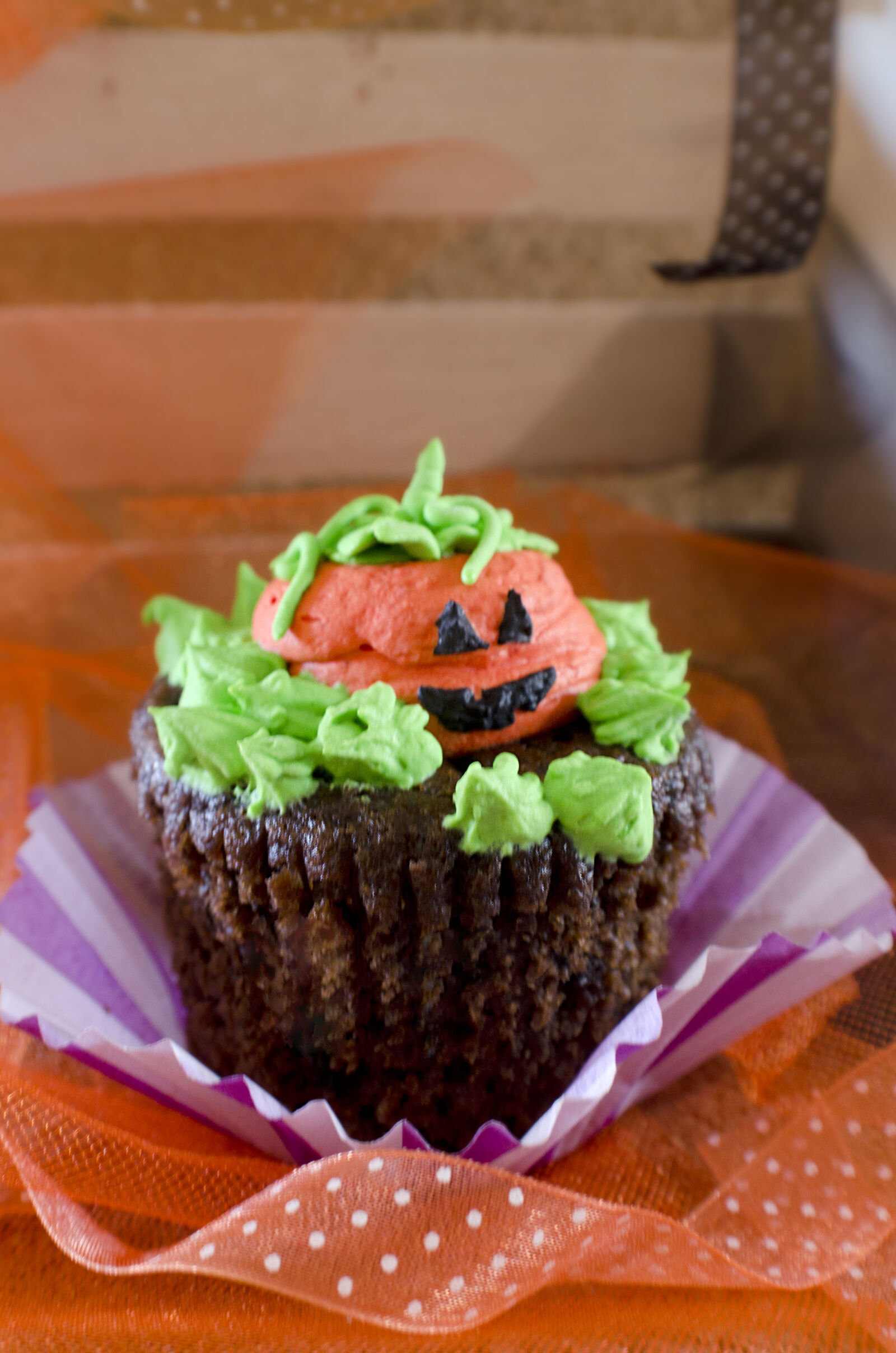 Nikon D5100 sample photo. Calabaza, chocolate, cupcake, decoracion photography