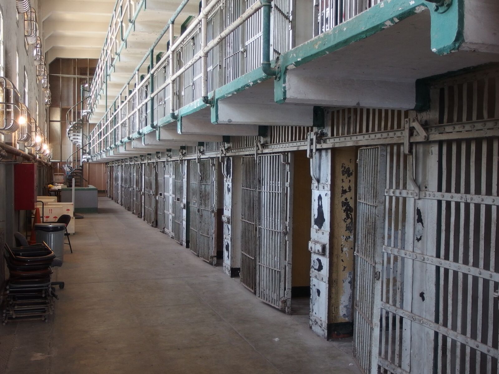 Olympus XZ-2 iHS sample photo. Alcatraz, prison, in prison photography